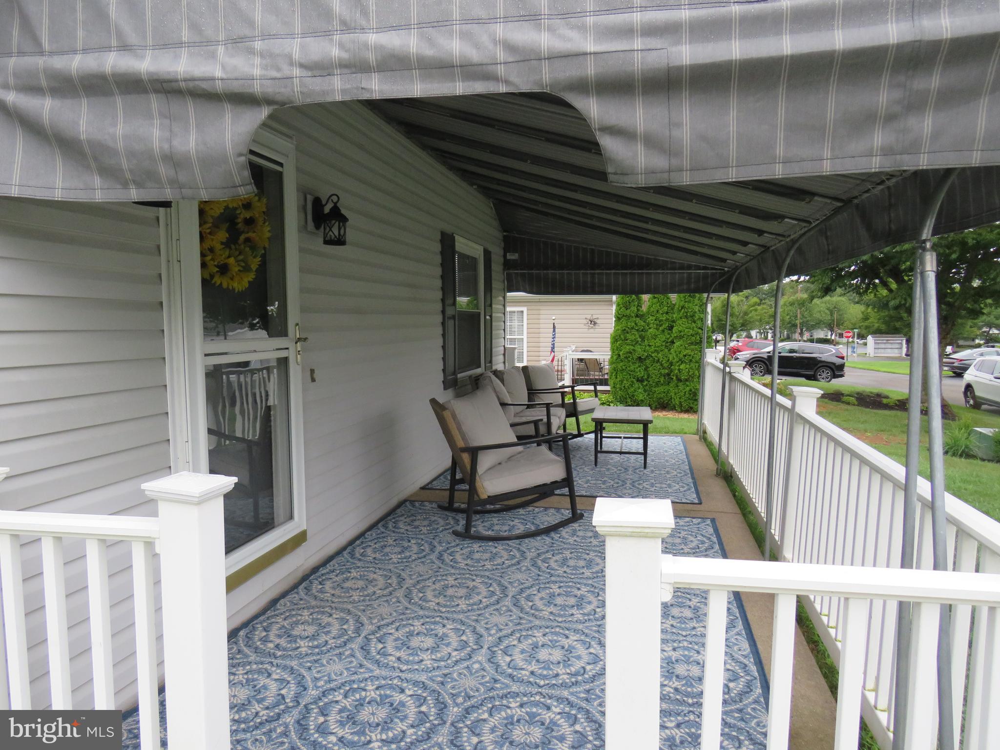 98 ACORN COURT E