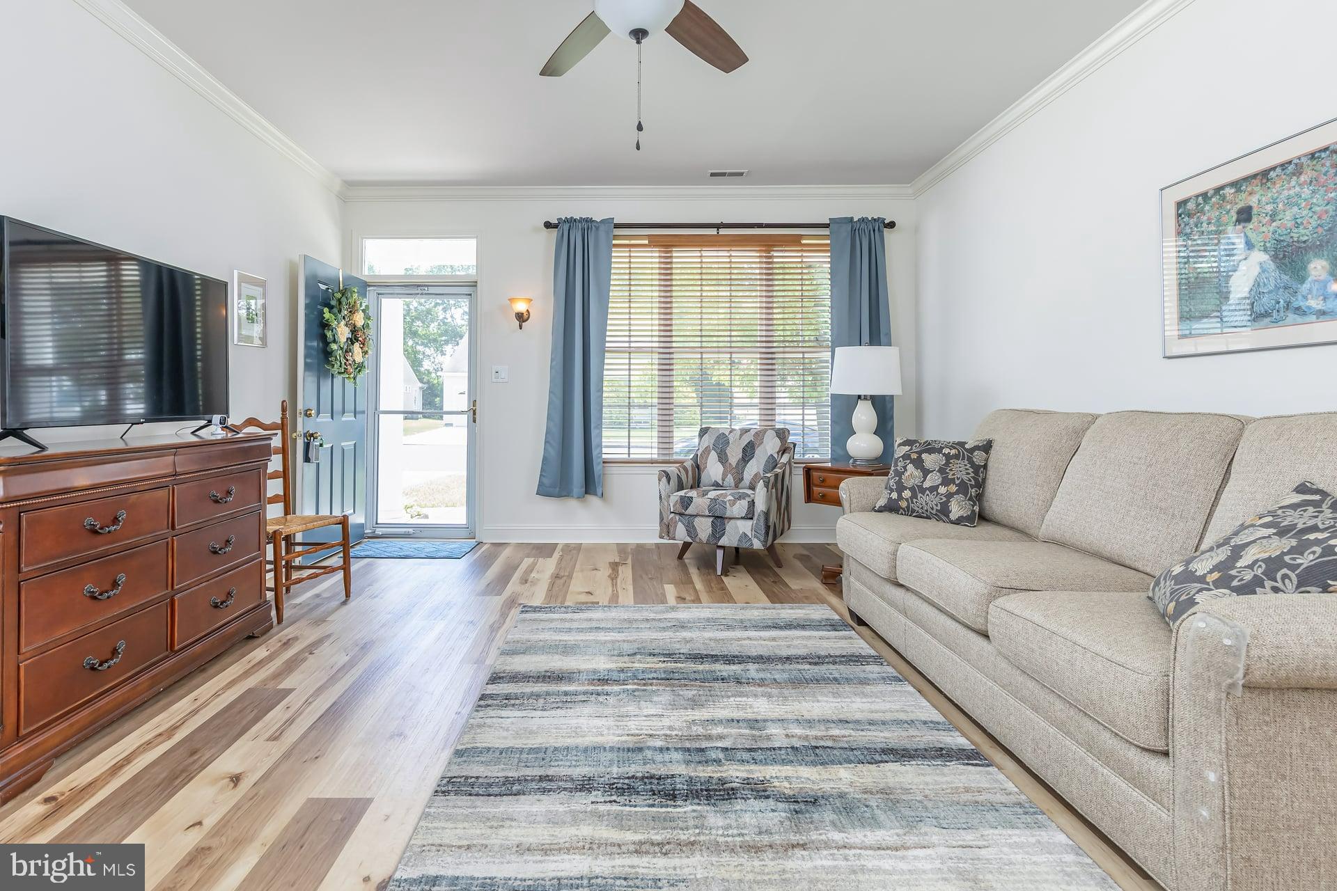 14 MEADOWVIEW DRIVE