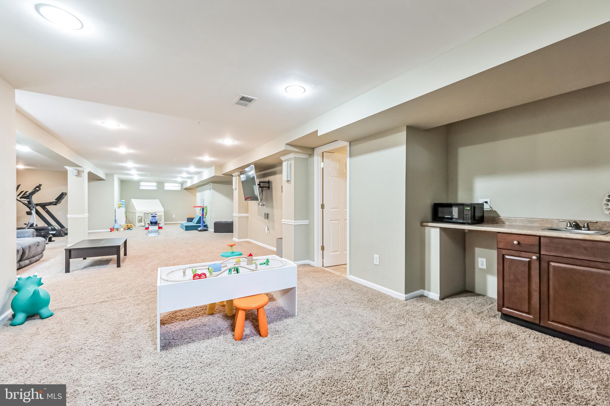 BRIDGE VALLEY AT FUR - Residential