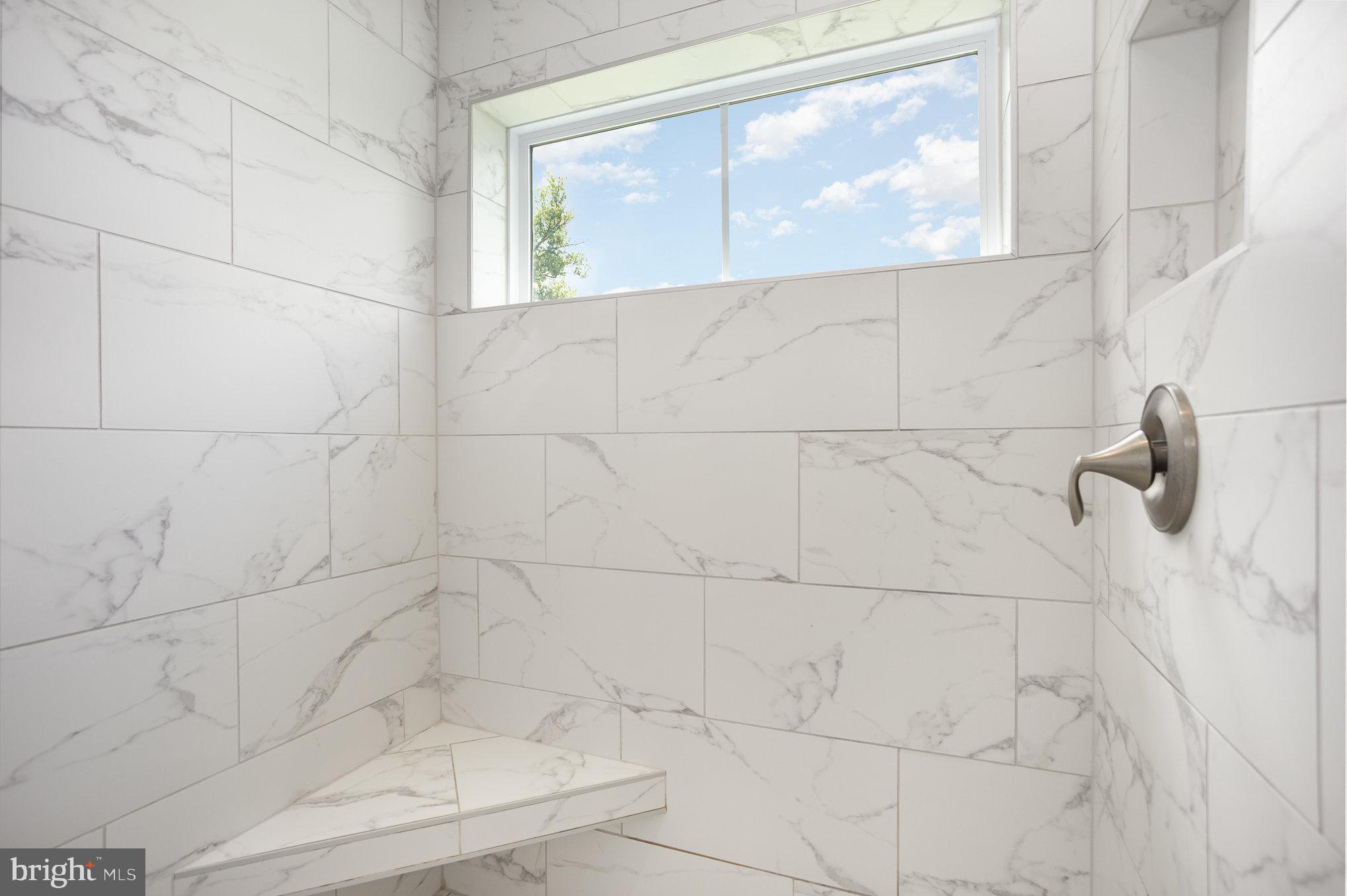 MONKTON - Residential