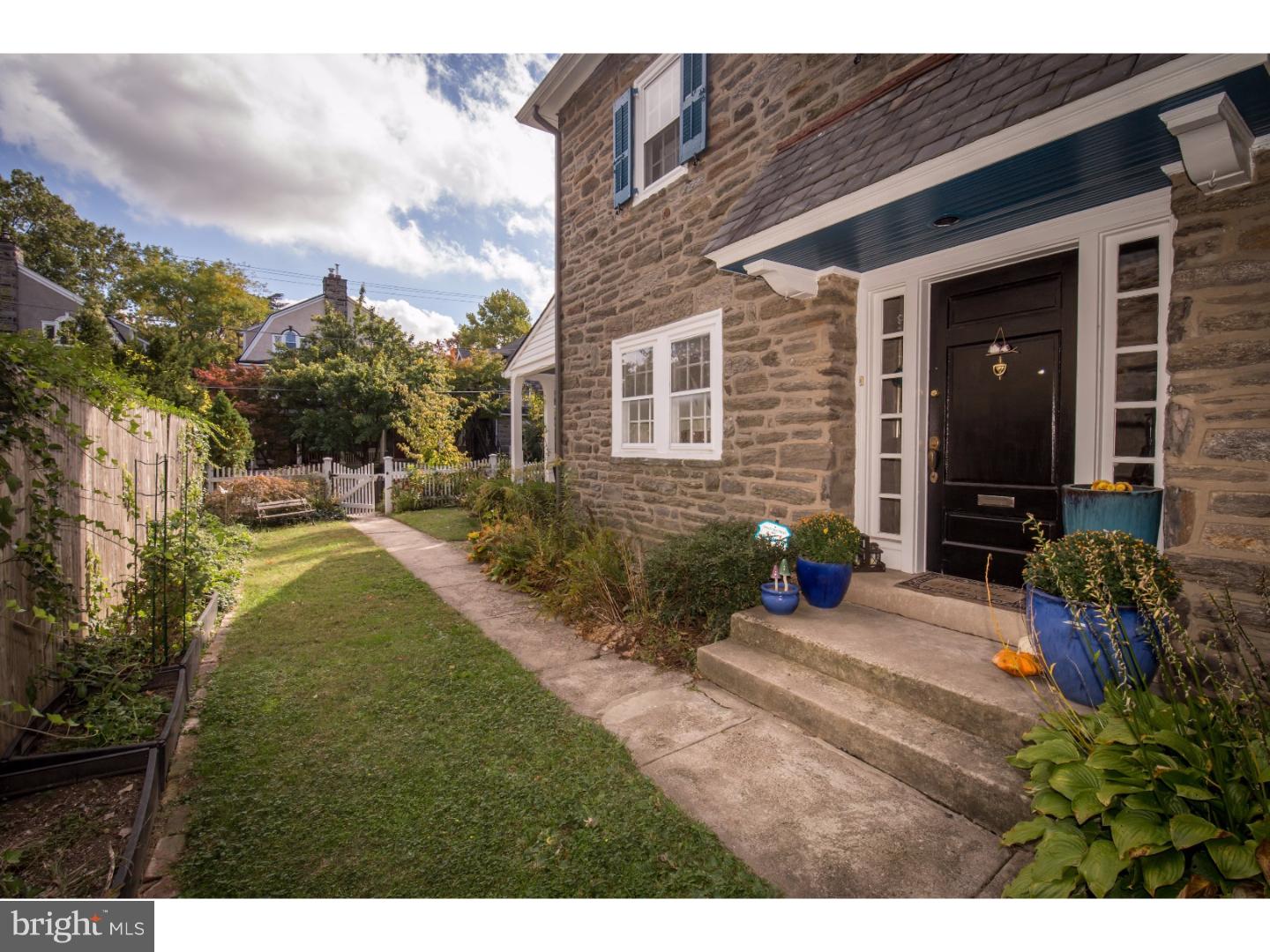 CHESTNUT HILL - Residential