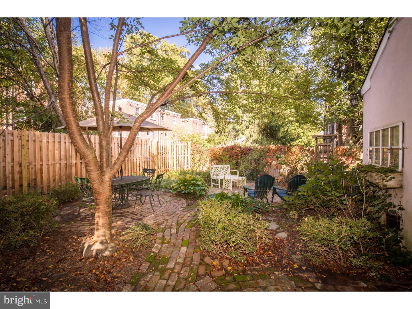 CHESTNUT HILL - Residential