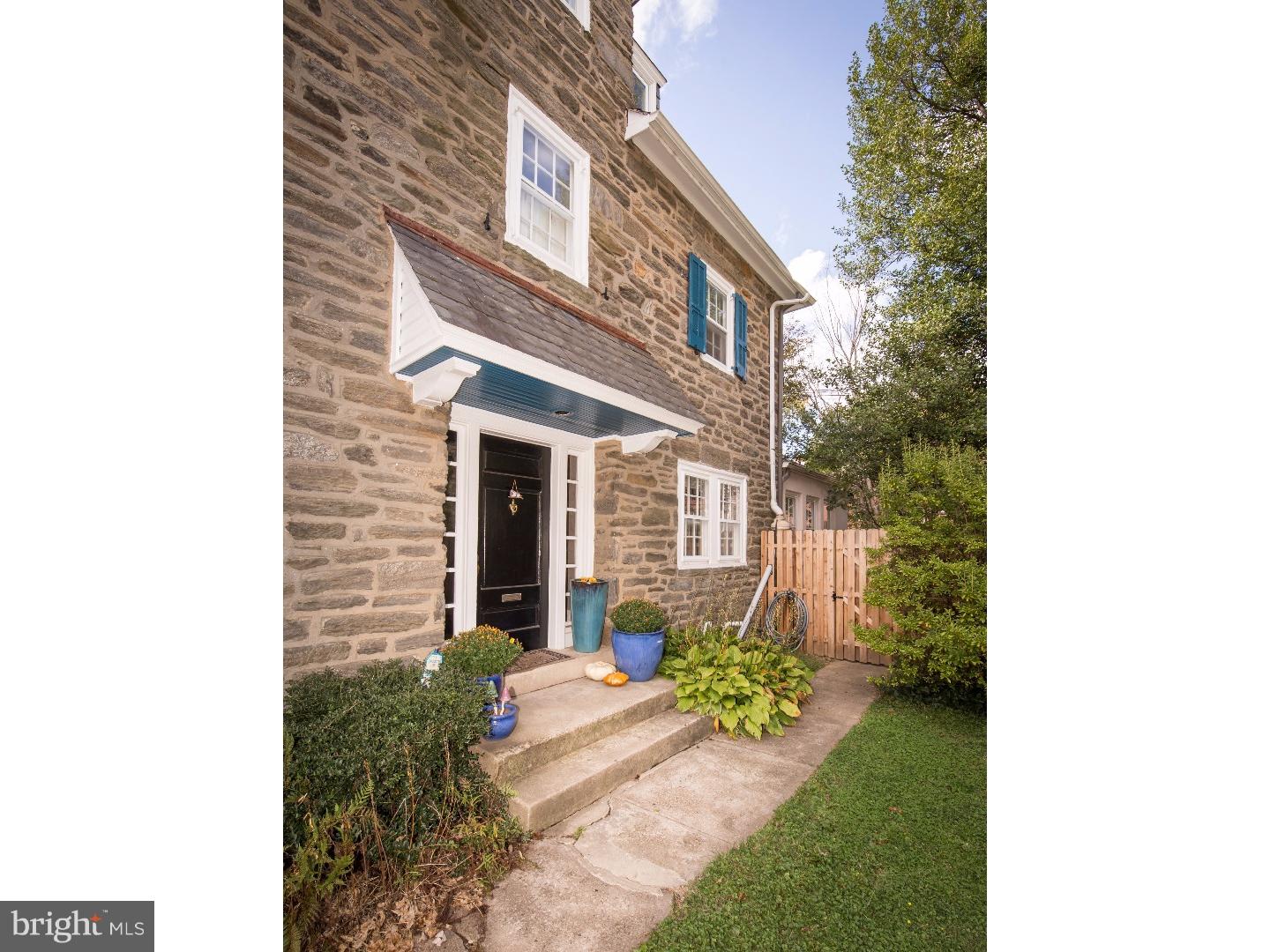 CHESTNUT HILL - Residential