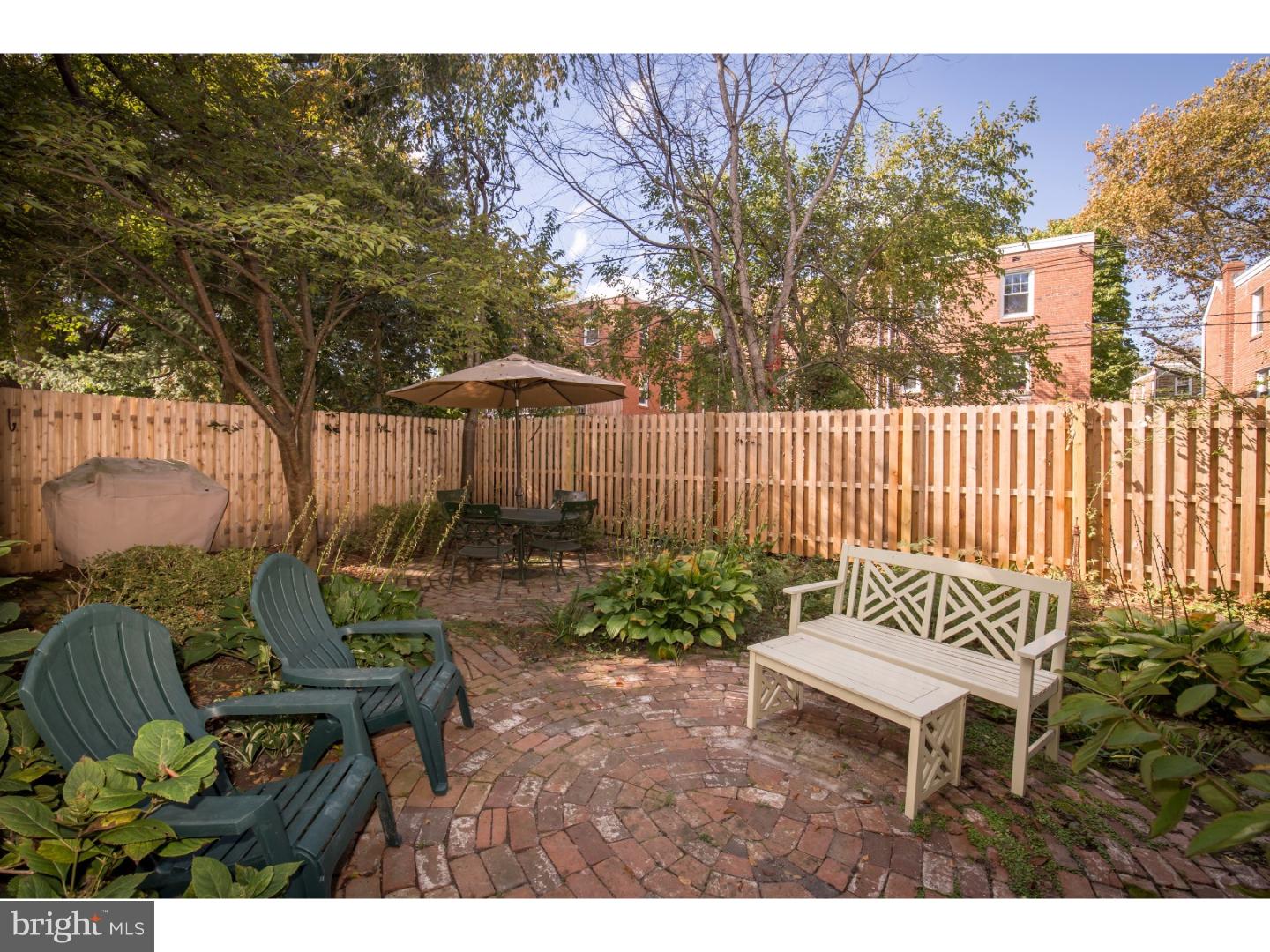 CHESTNUT HILL - Residential