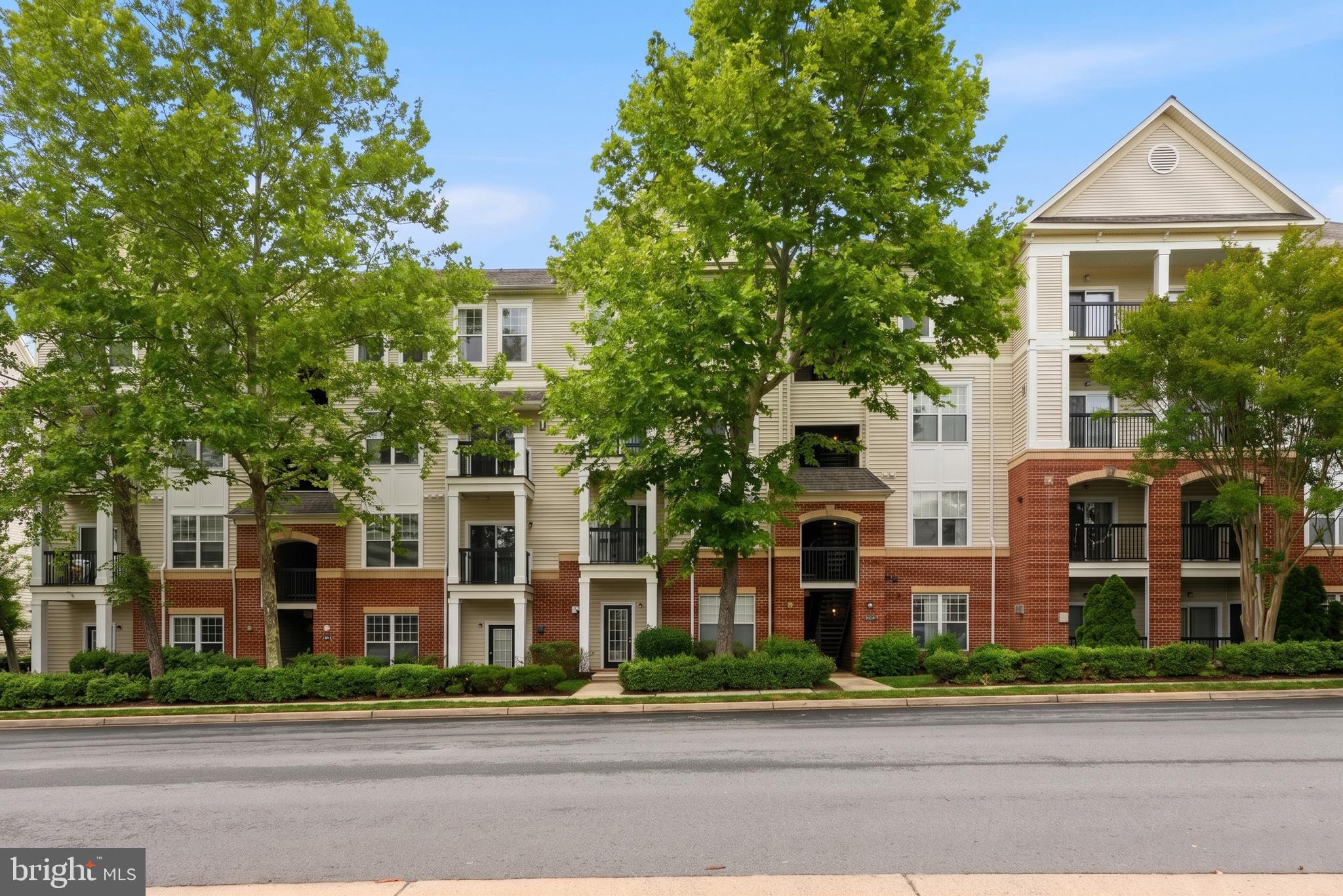 11321 ARISTOTLE DRIVE 3-303