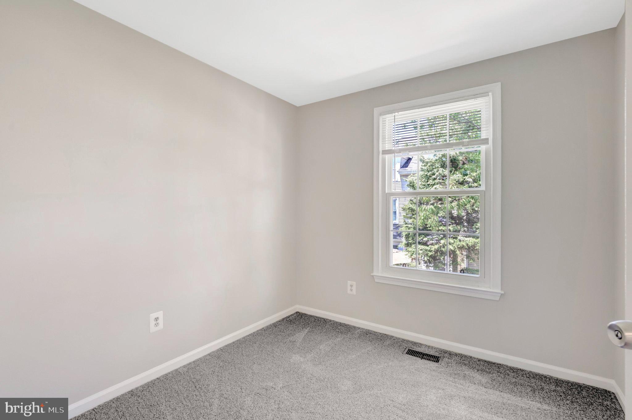 NEWGATE - Residential Lease