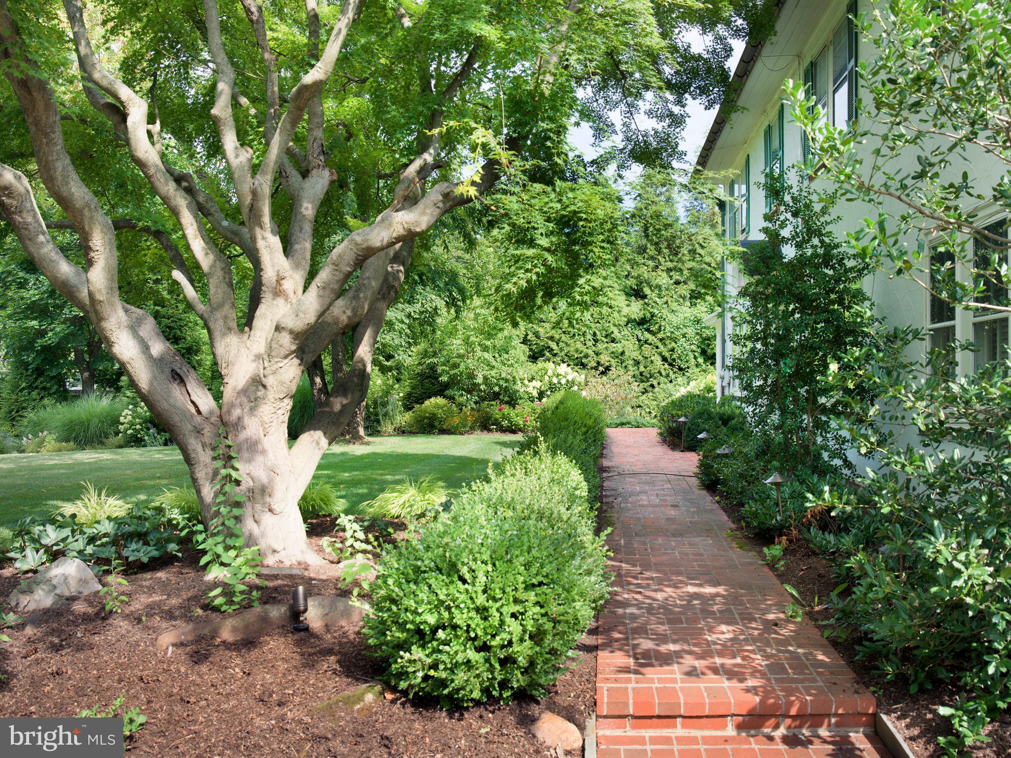 625 NEW GULPH ROAD