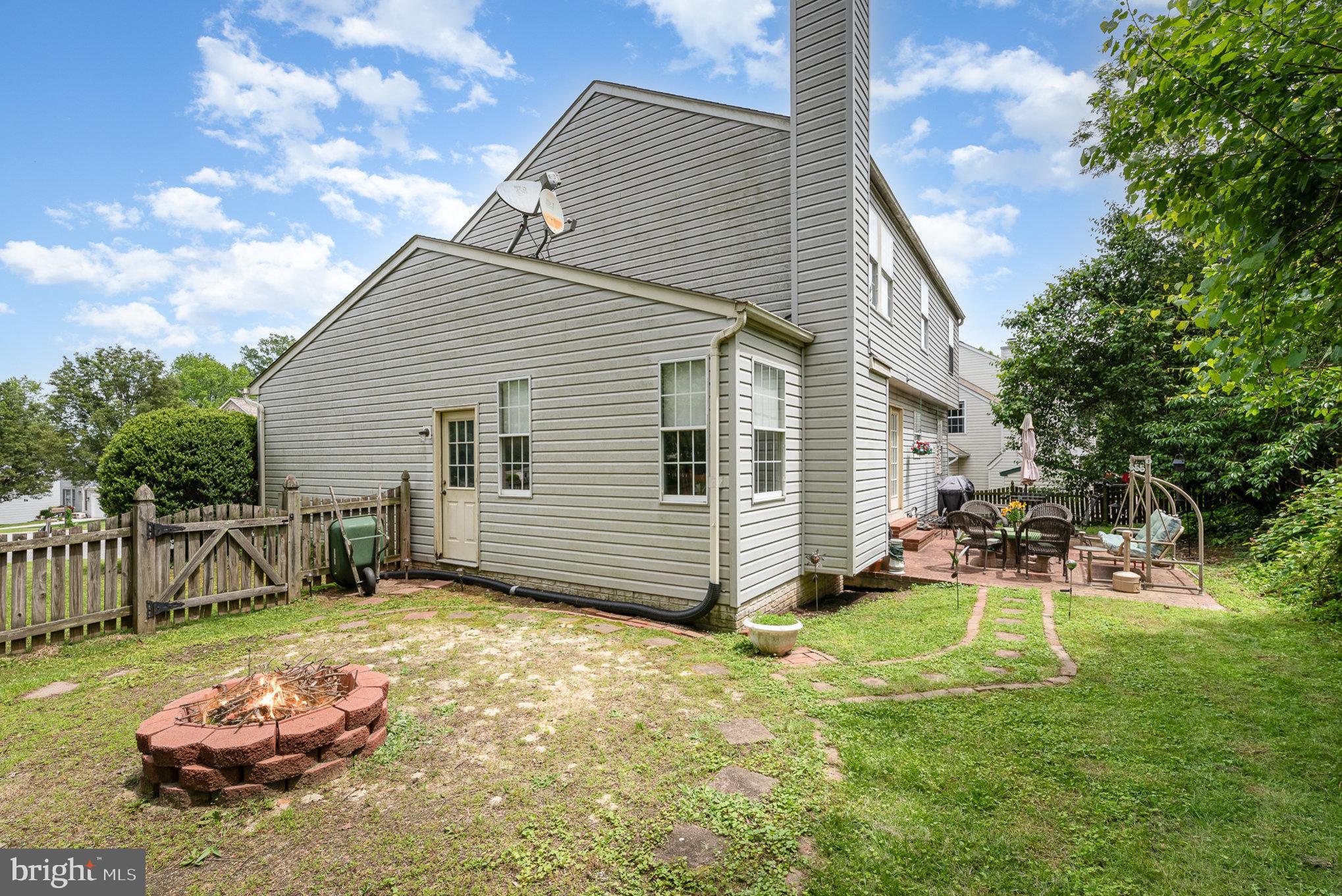 1404 CRYSTAL RIDGE COURT