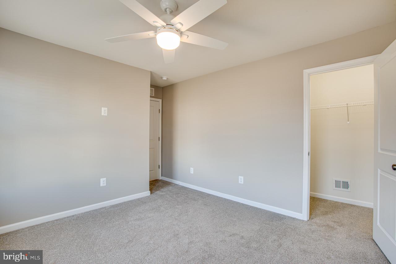 EMBREY MILL - Residential Lease