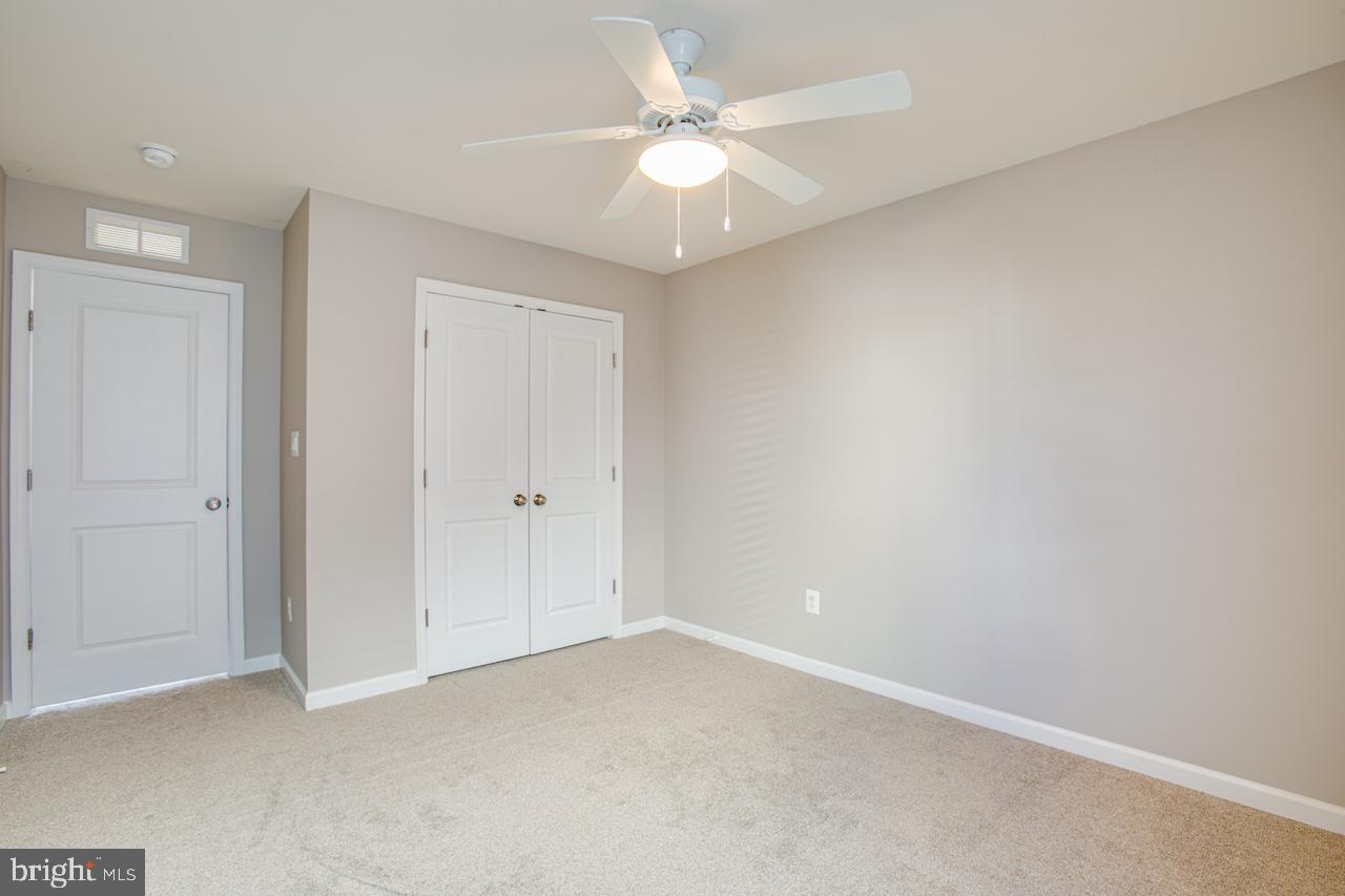 EMBREY MILL - Residential Lease