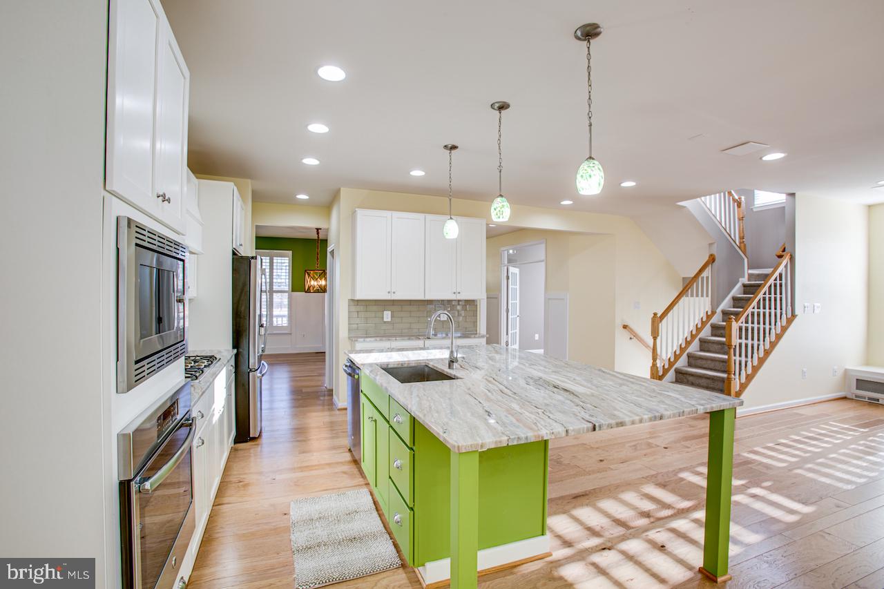 EMBREY MILL - Residential Lease