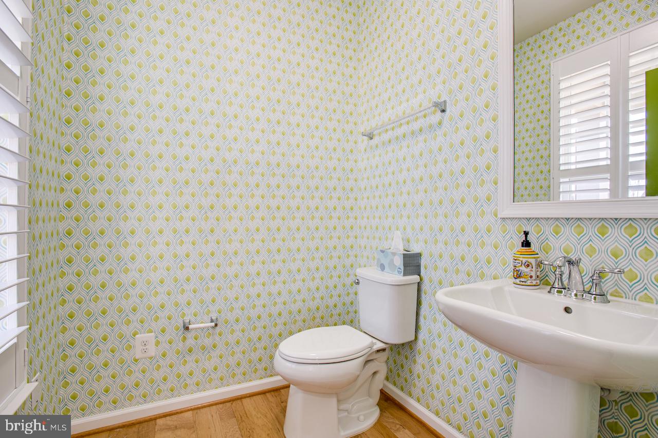 EMBREY MILL - Residential Lease