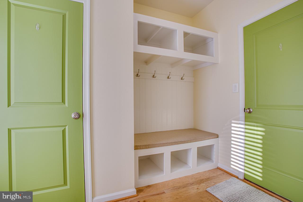 EMBREY MILL - Residential Lease