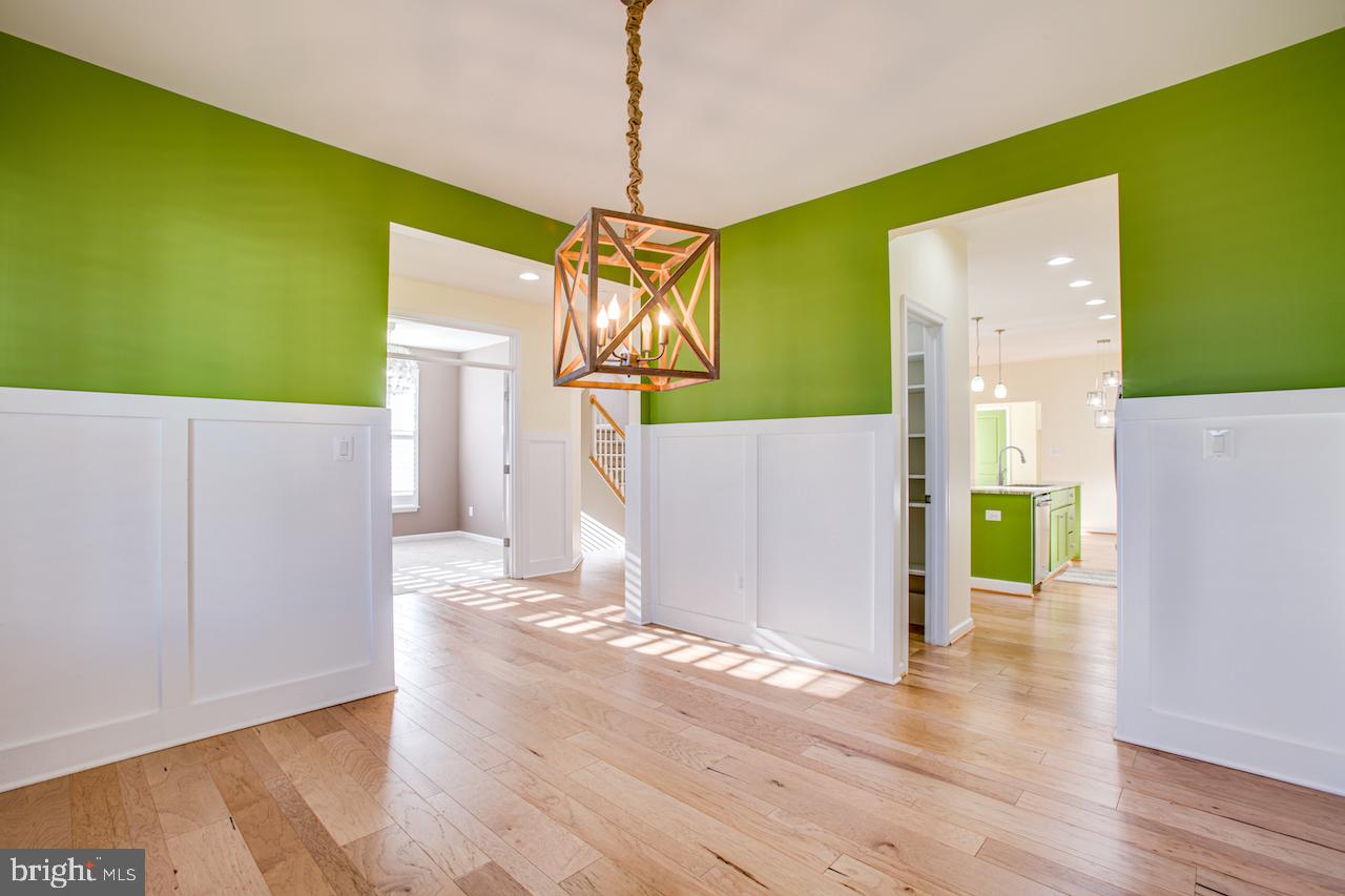 EMBREY MILL - Residential Lease