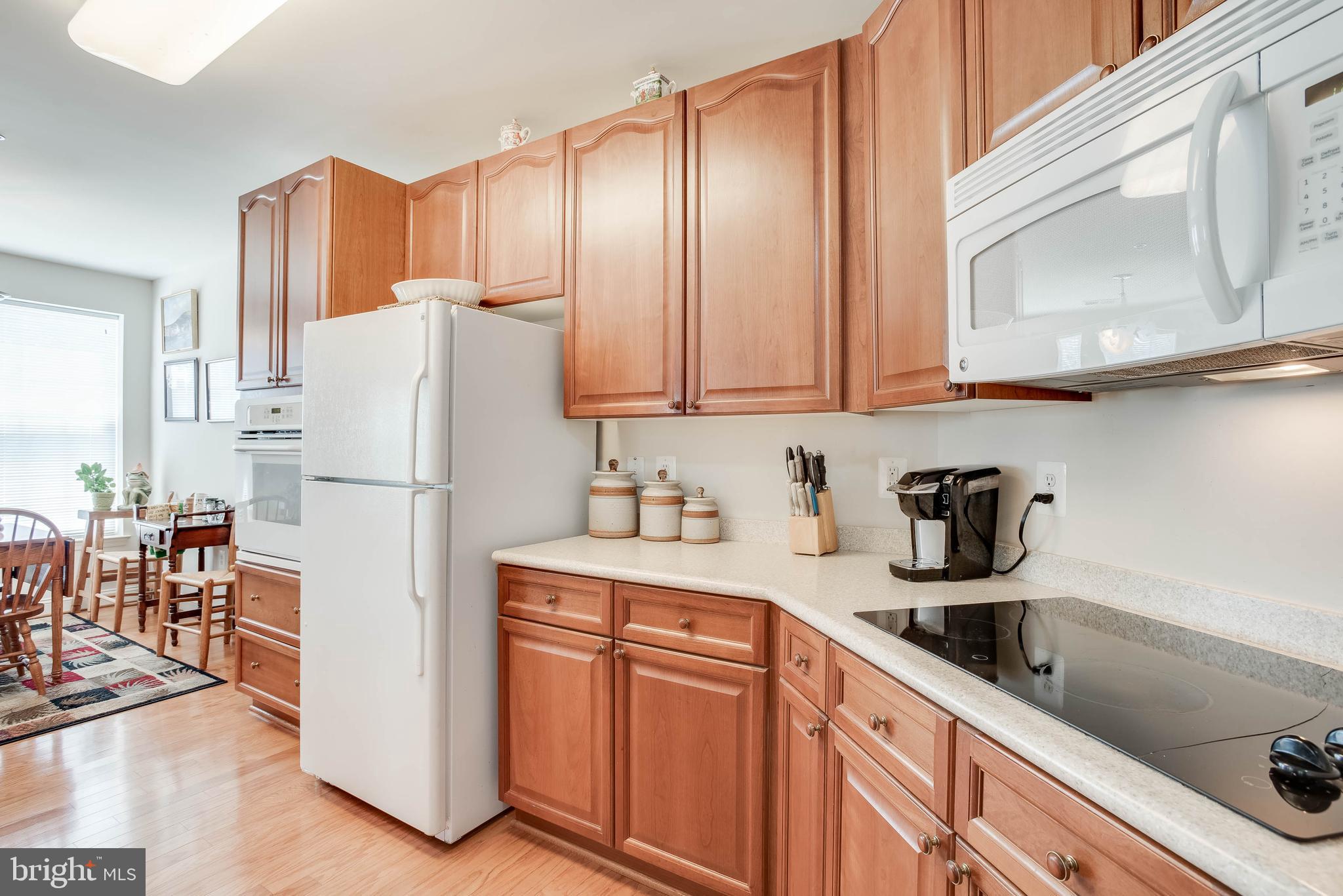 SUFFIELD MEADOWS - Residential