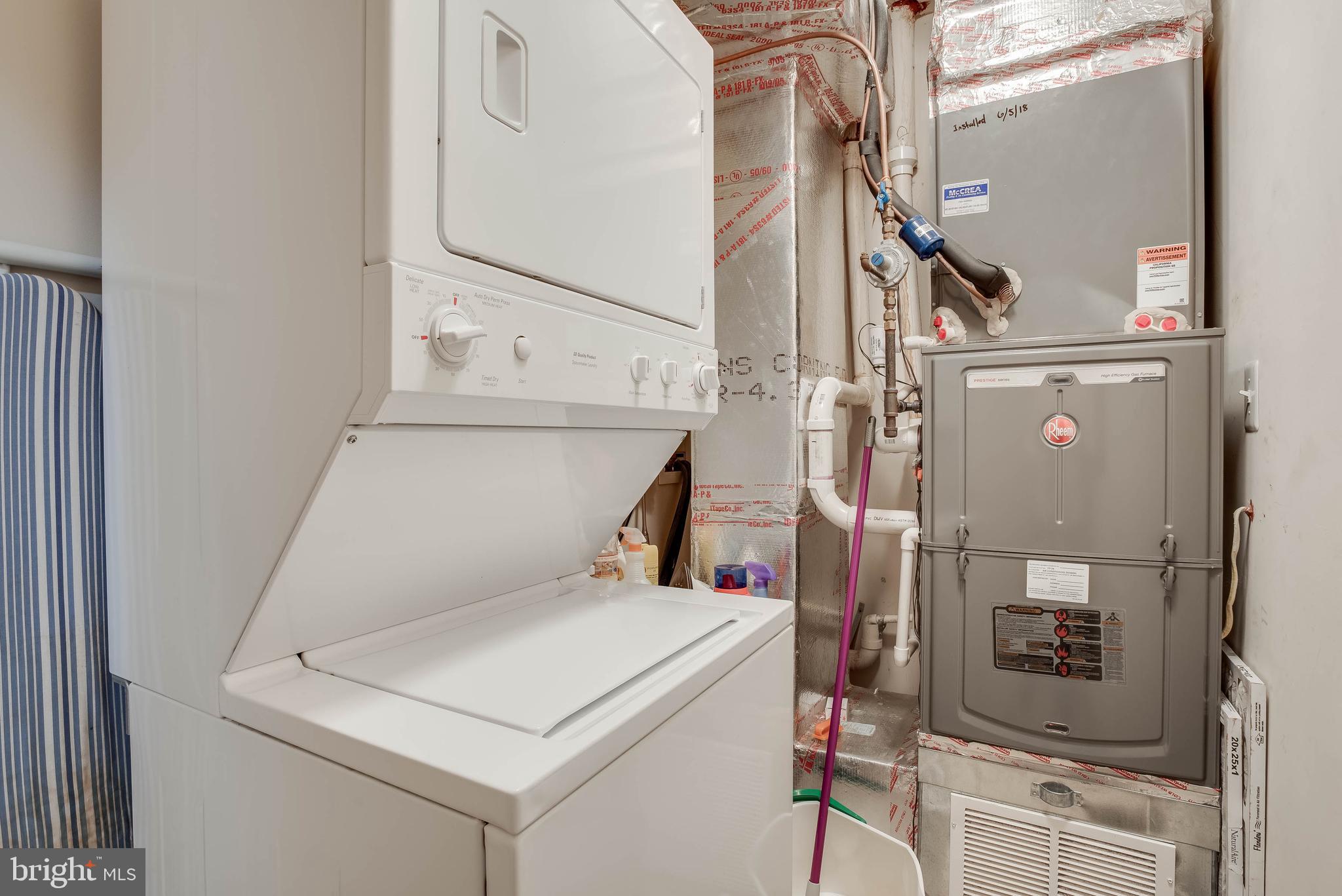 SUFFIELD MEADOWS - Residential