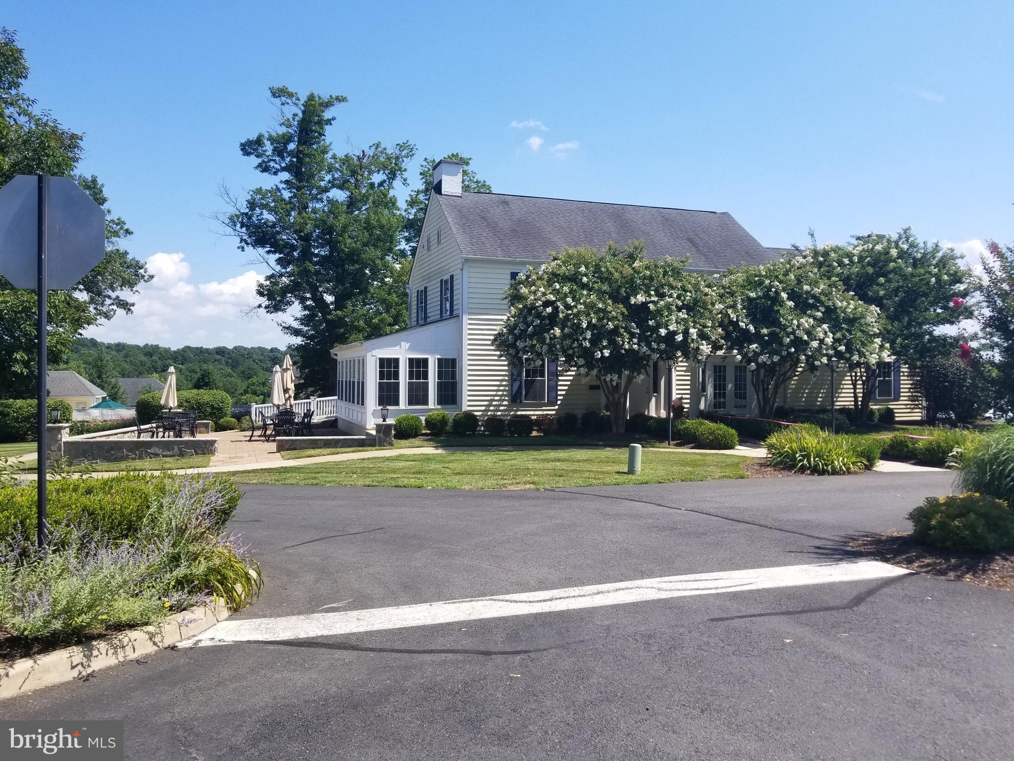 SUFFIELD MEADOWS - Residential