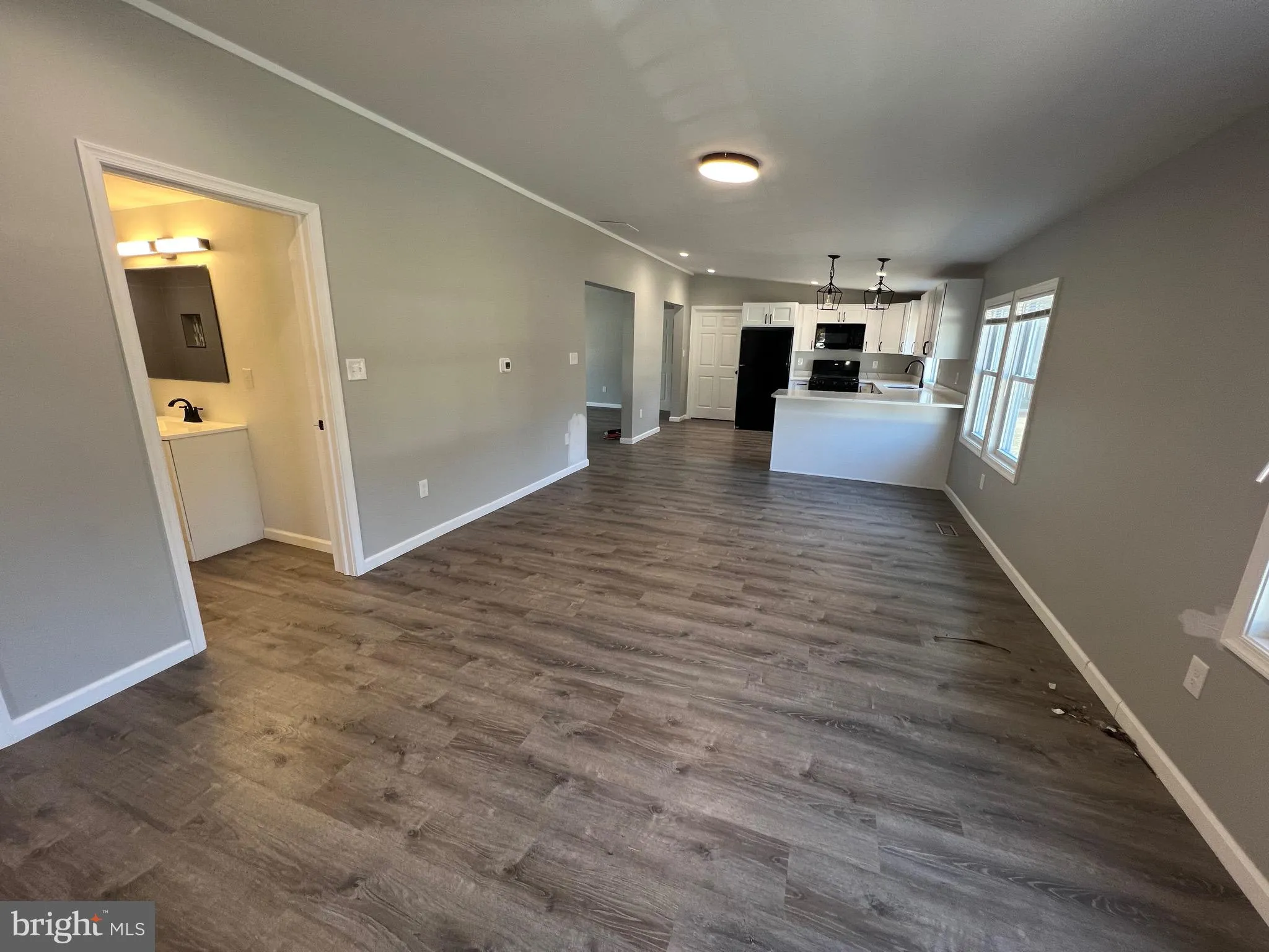 Franklinville, New Jersey 08322, United States, 3 Bedrooms Bedrooms, ,2 BathroomsBathrooms,Residential,Pending,10431