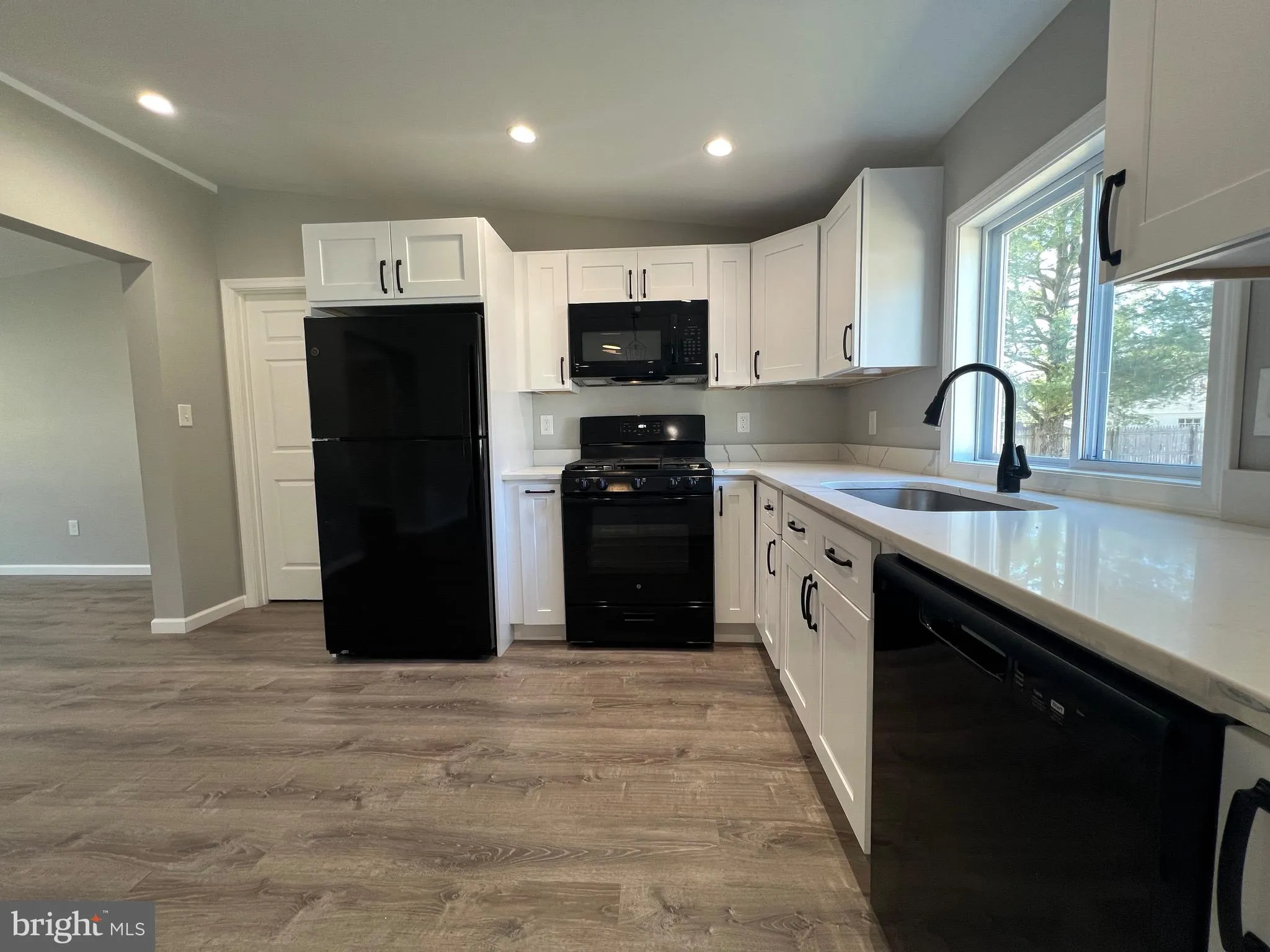 Franklinville, New Jersey 08322, United States, 3 Bedrooms Bedrooms, ,2 BathroomsBathrooms,Residential,Pending,10431