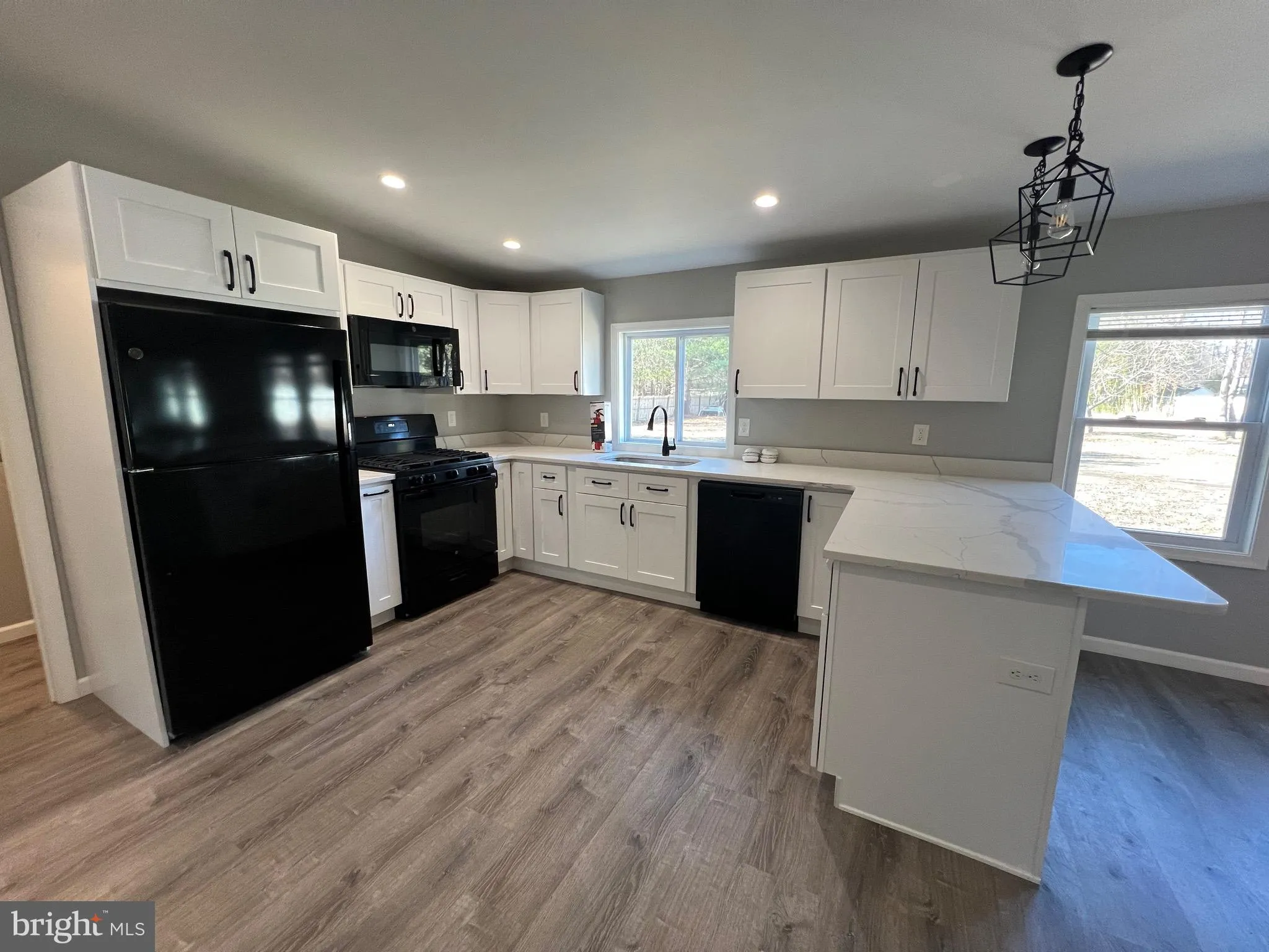 Franklinville, New Jersey 08322, United States, 3 Bedrooms Bedrooms, ,2 BathroomsBathrooms,Residential,Pending,10431