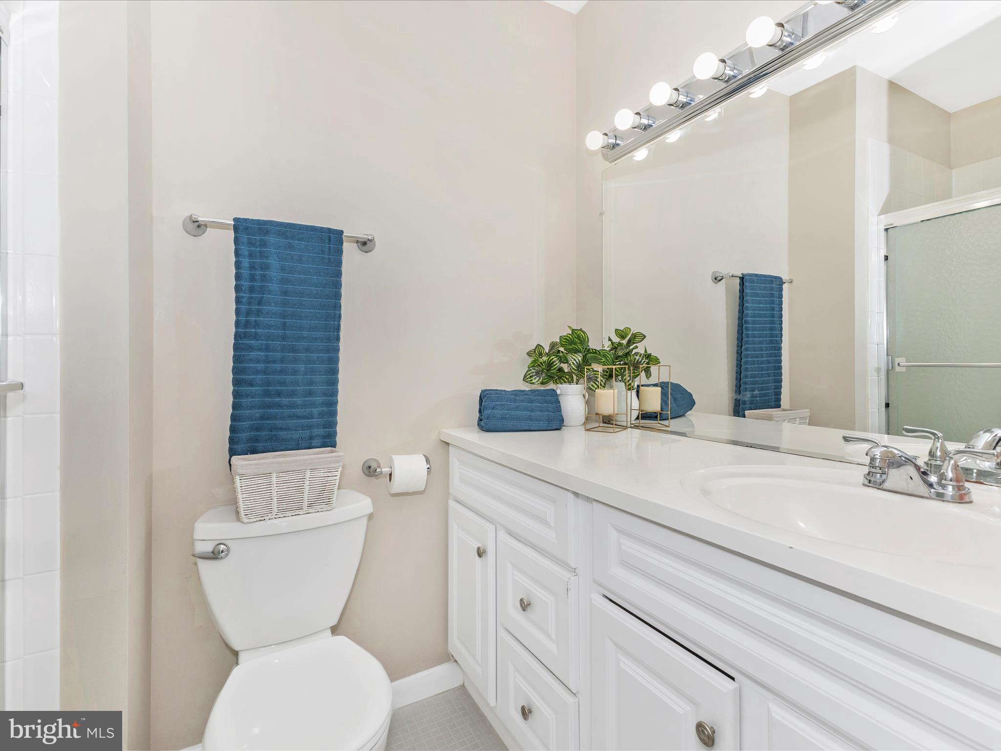 HUNTING RIDGE CONDOMINIUM - Residential