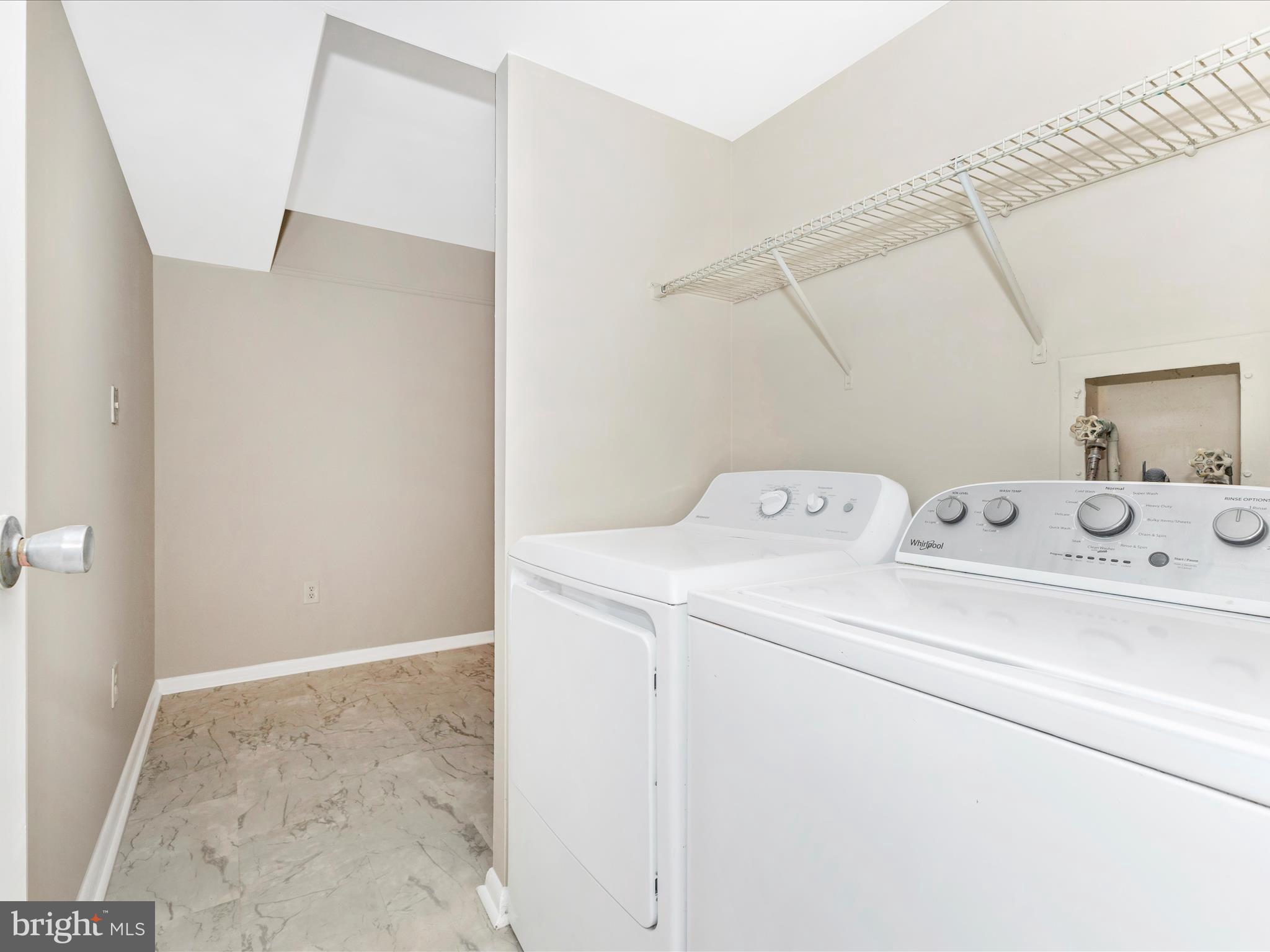 HUNTING RIDGE CONDOMINIUM - Residential