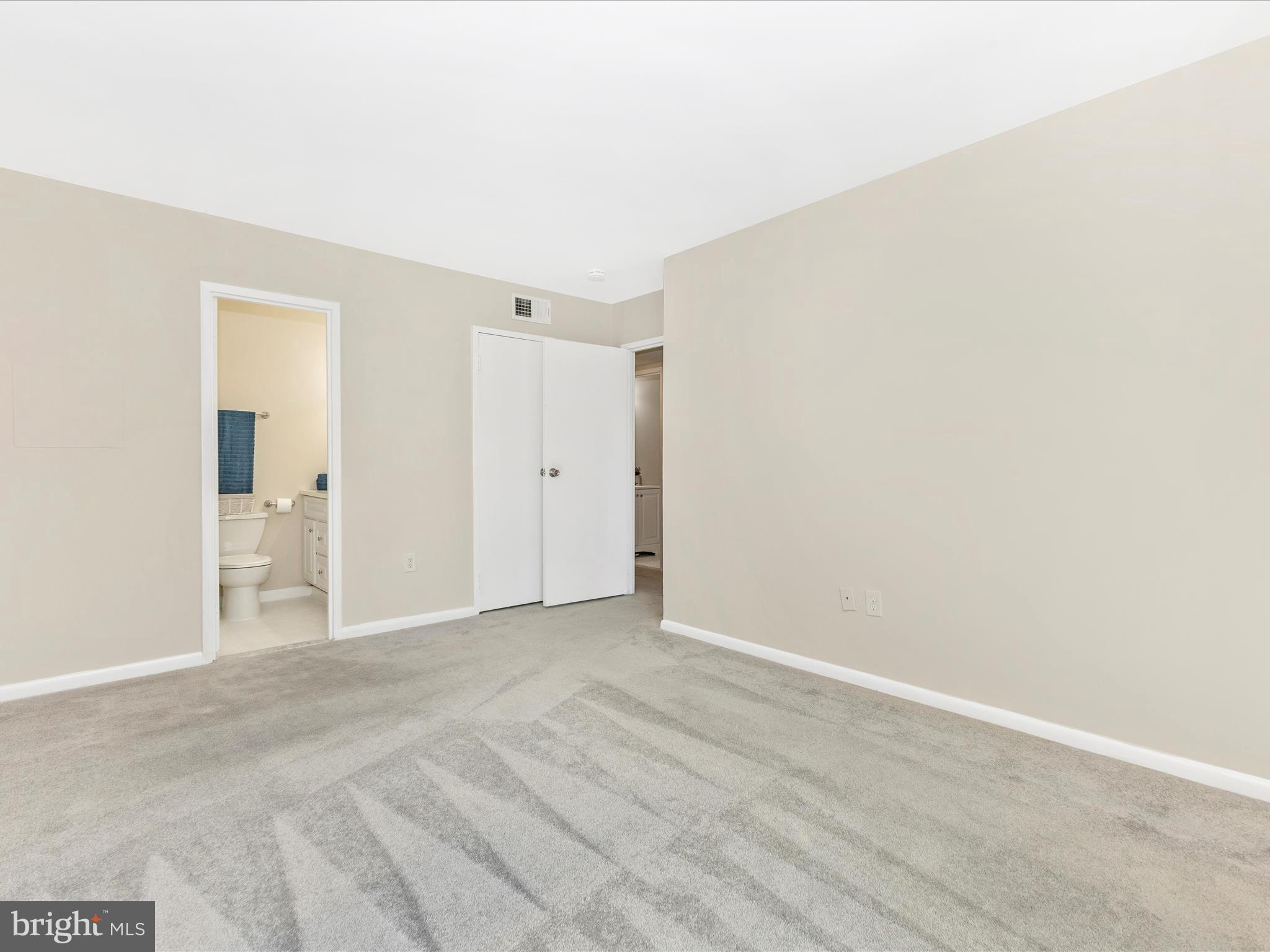 HUNTING RIDGE CONDOMINIUM - Residential