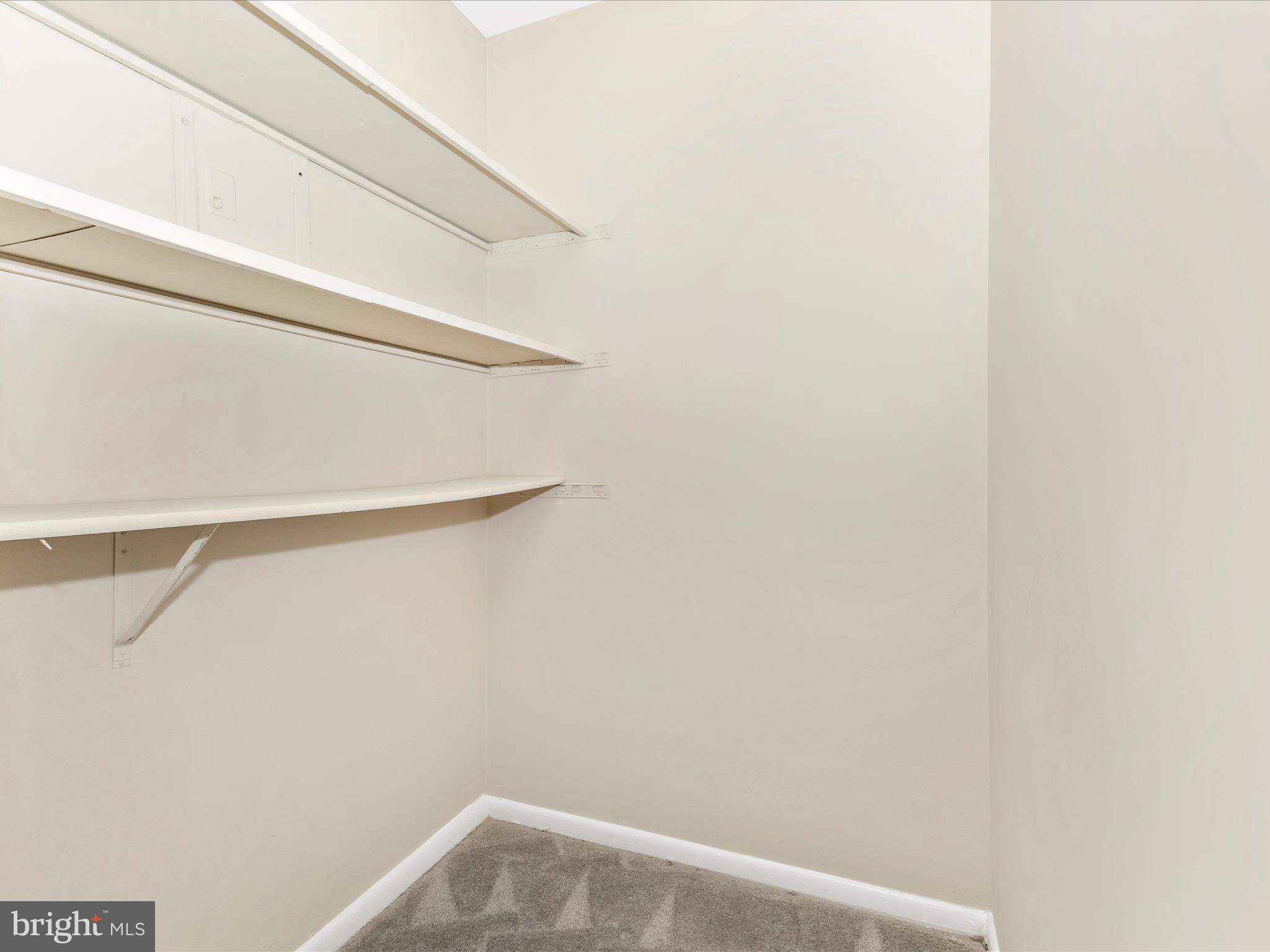 HUNTING RIDGE CONDOMINIUM - Residential