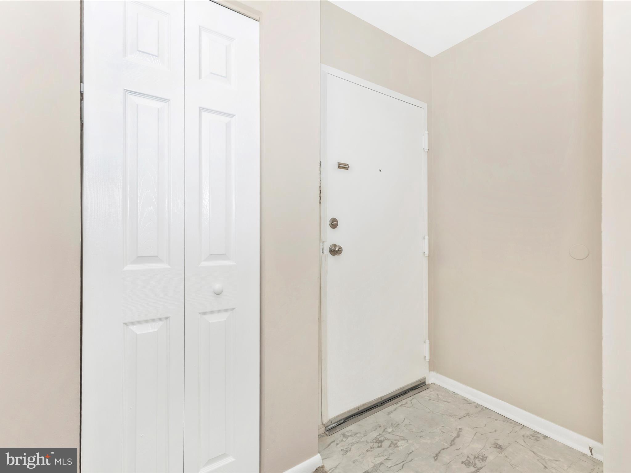 HUNTING RIDGE CONDOMINIUM - Residential