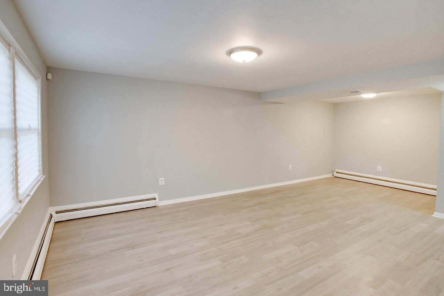 DALE CITY - Residential Lease