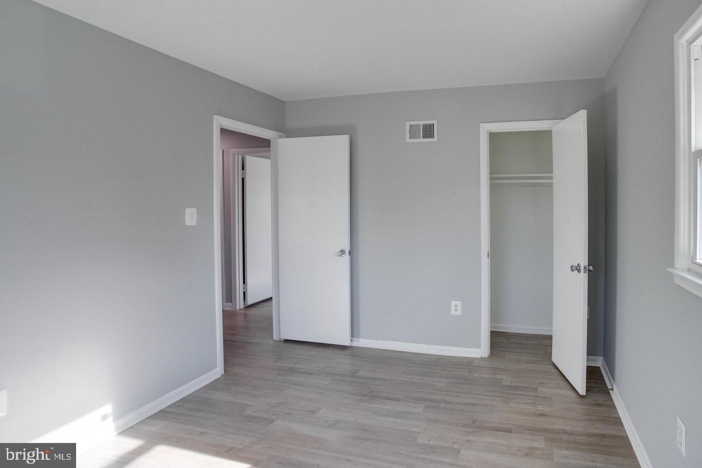 DALE CITY - Residential Lease