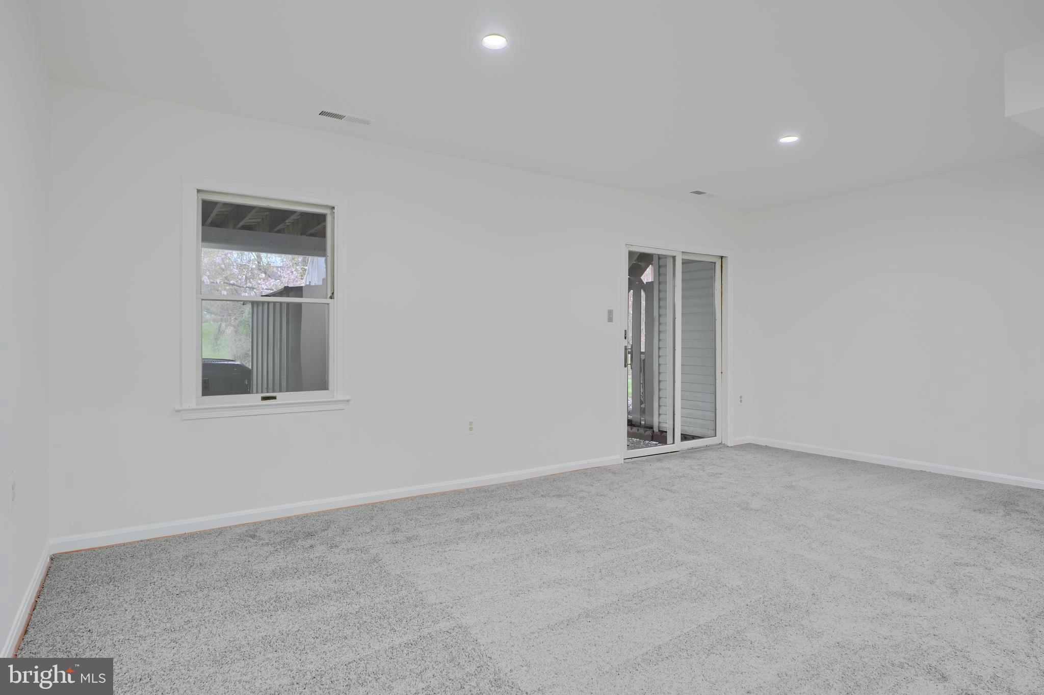 GREENS AT SMITH - Residential