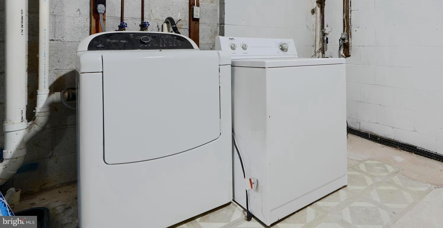 GREENS AT SMITH - Residential