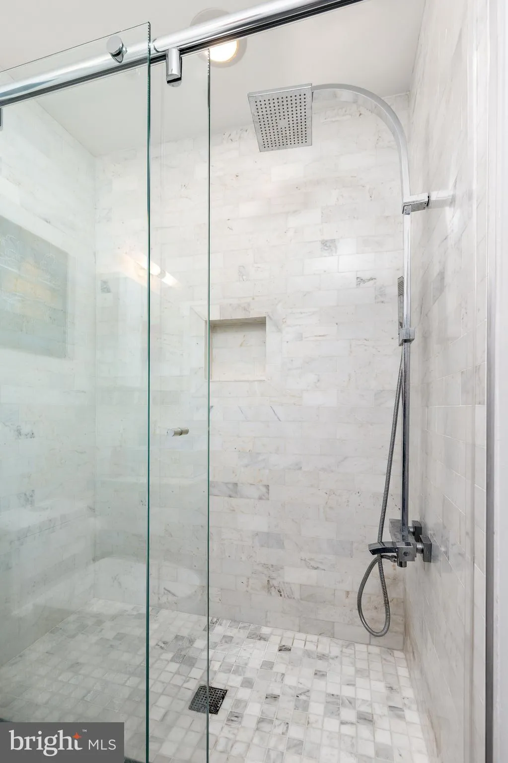 Philadelphia, Pennsylvania 19123, United States, 4 Bedrooms Bedrooms, ,4 BathroomsBathrooms,Residential,Active,151024