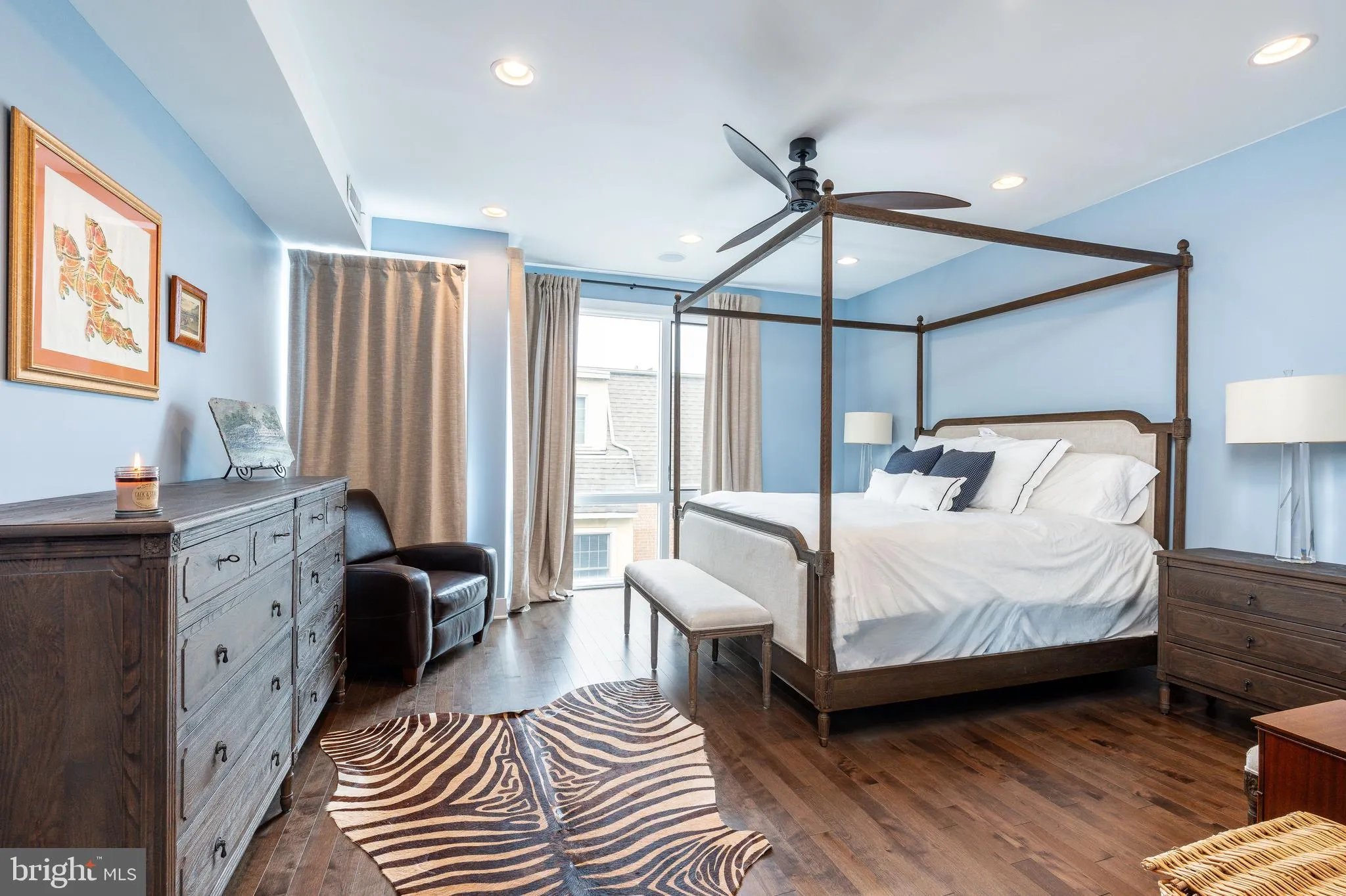 Philadelphia, Pennsylvania 19123, United States, 4 Bedrooms Bedrooms, ,4 BathroomsBathrooms,Residential,Active,151024