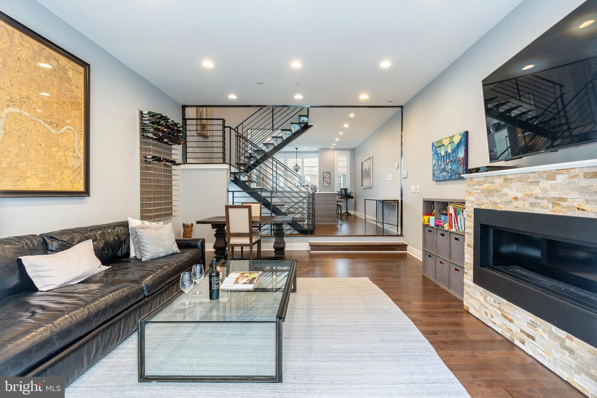 Philadelphia, Pennsylvania 19123, United States, 4 Bedrooms Bedrooms, ,4 BathroomsBathrooms,Residential,Active,151024