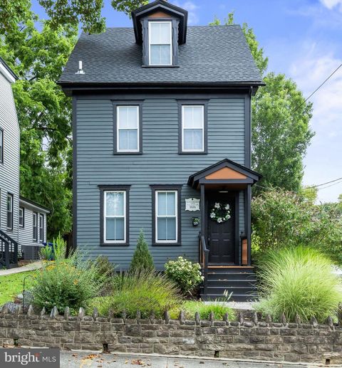 129 S CHURCH STREET MOORESTOWN NJ 08057