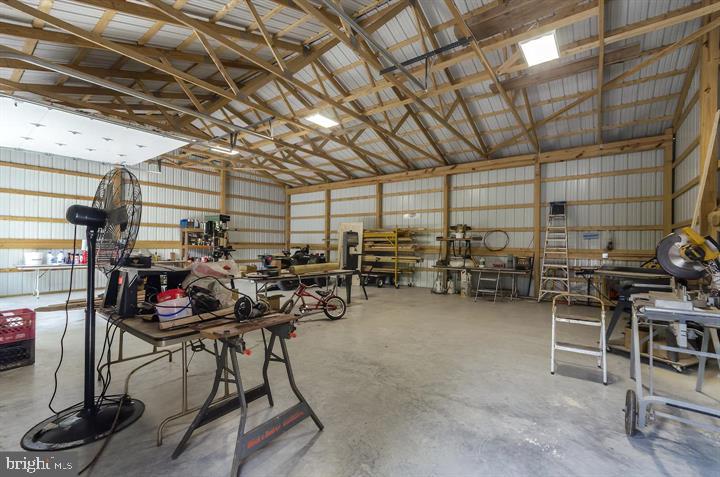 SPRUCE PINE HOLLOW - Residential