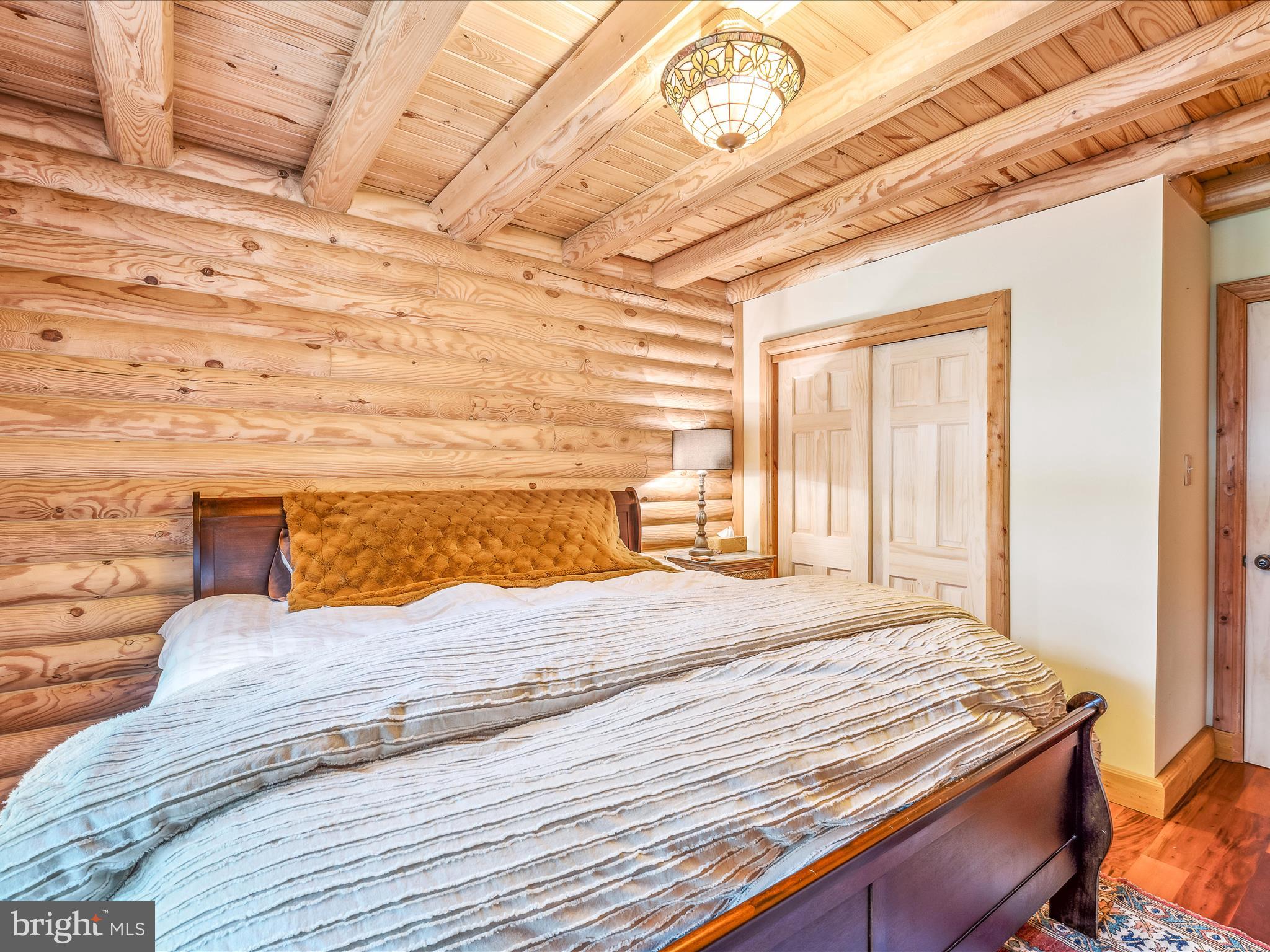 SPRUCE PINE HOLLOW - Residential