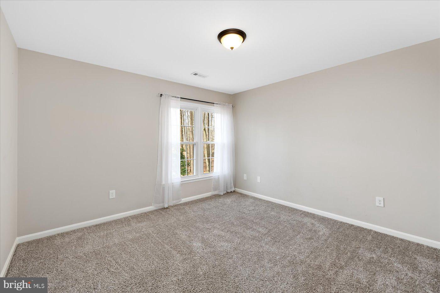 KINGSWOOD - Residential