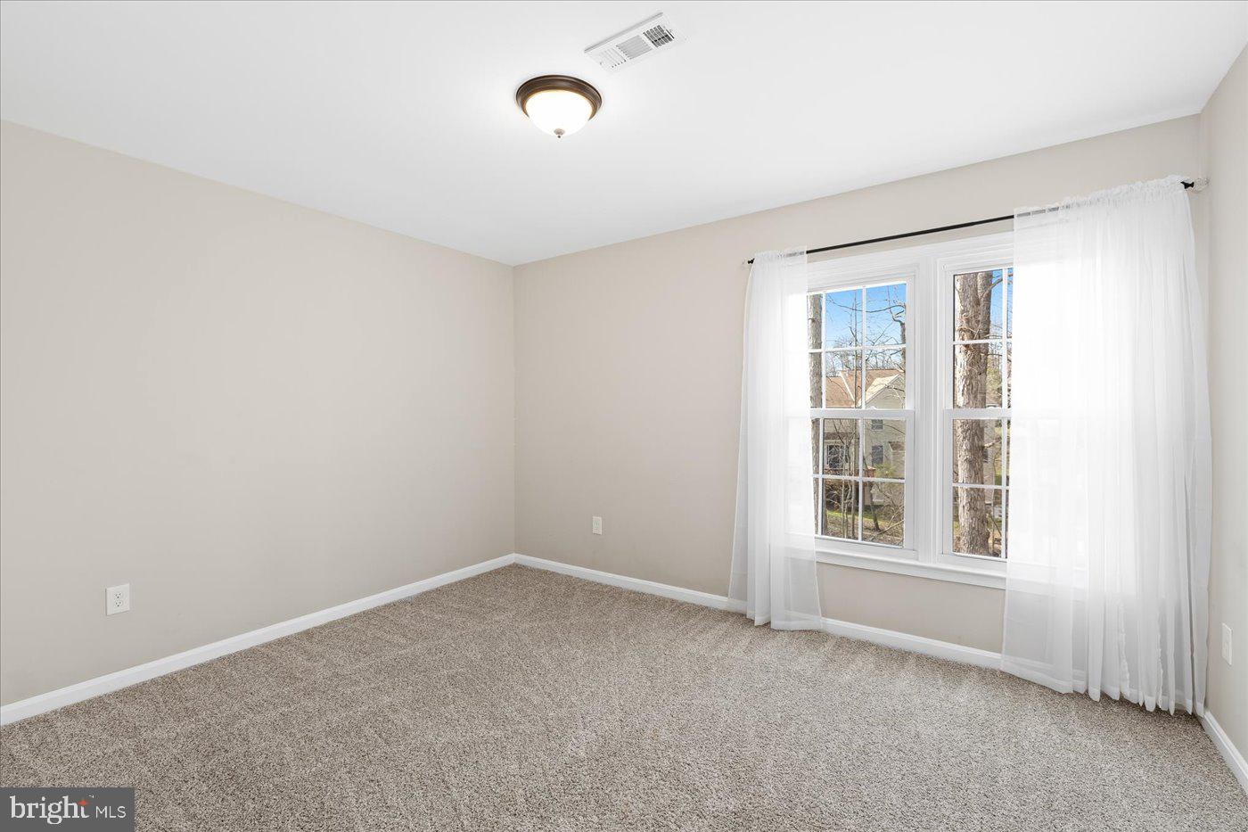 KINGSWOOD - Residential