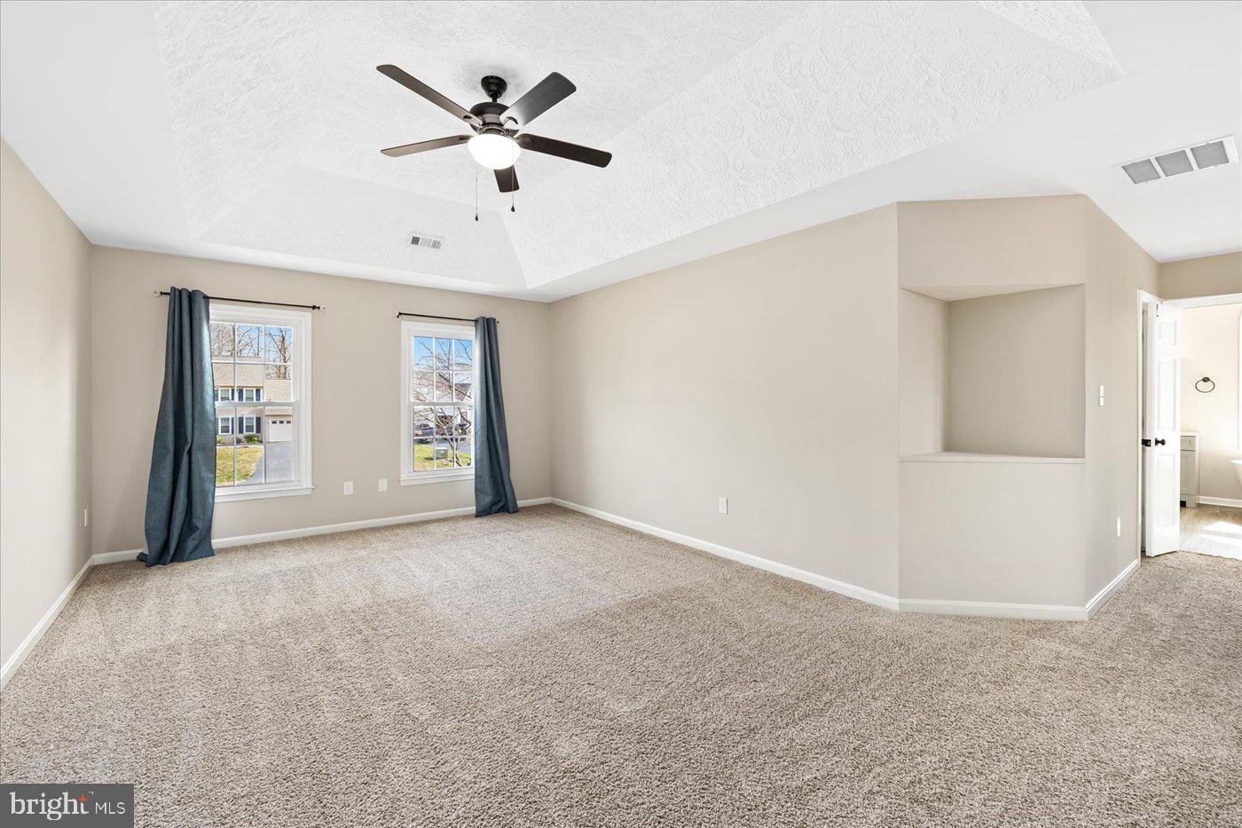 KINGSWOOD - Residential