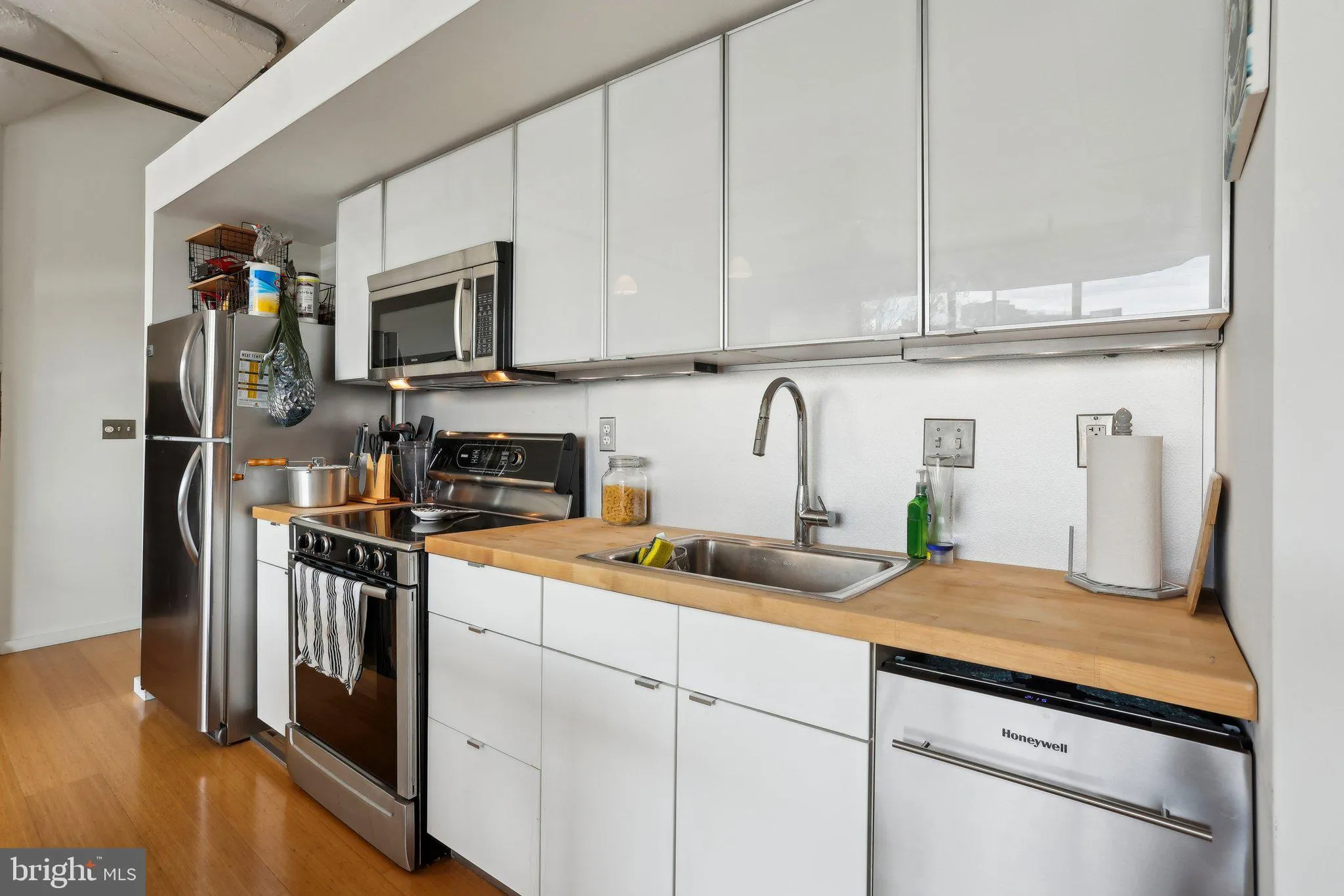 Philadelphia, Pennsylvania 19125, United States, 1 Bedroom Bedrooms, ,1 BathroomBathrooms,Residential,Pending,80397