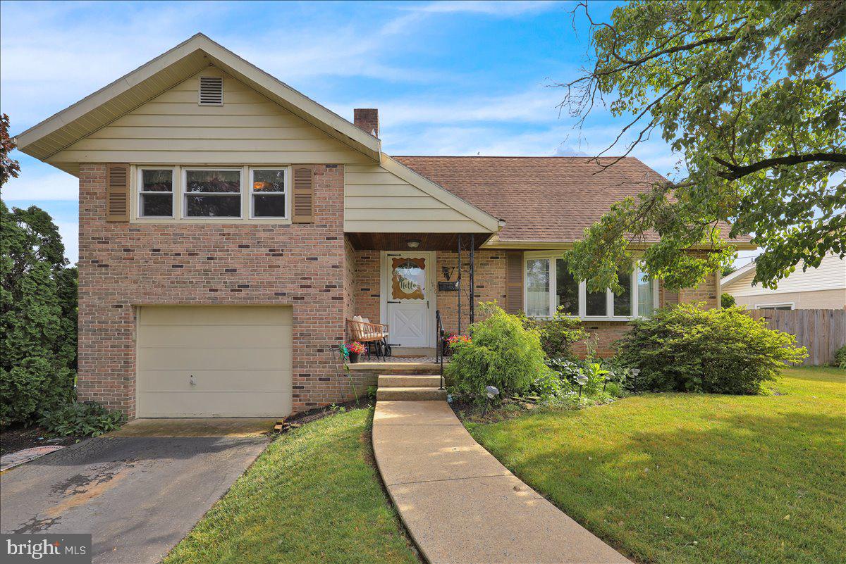 1116 DOGWOOD DRIVE