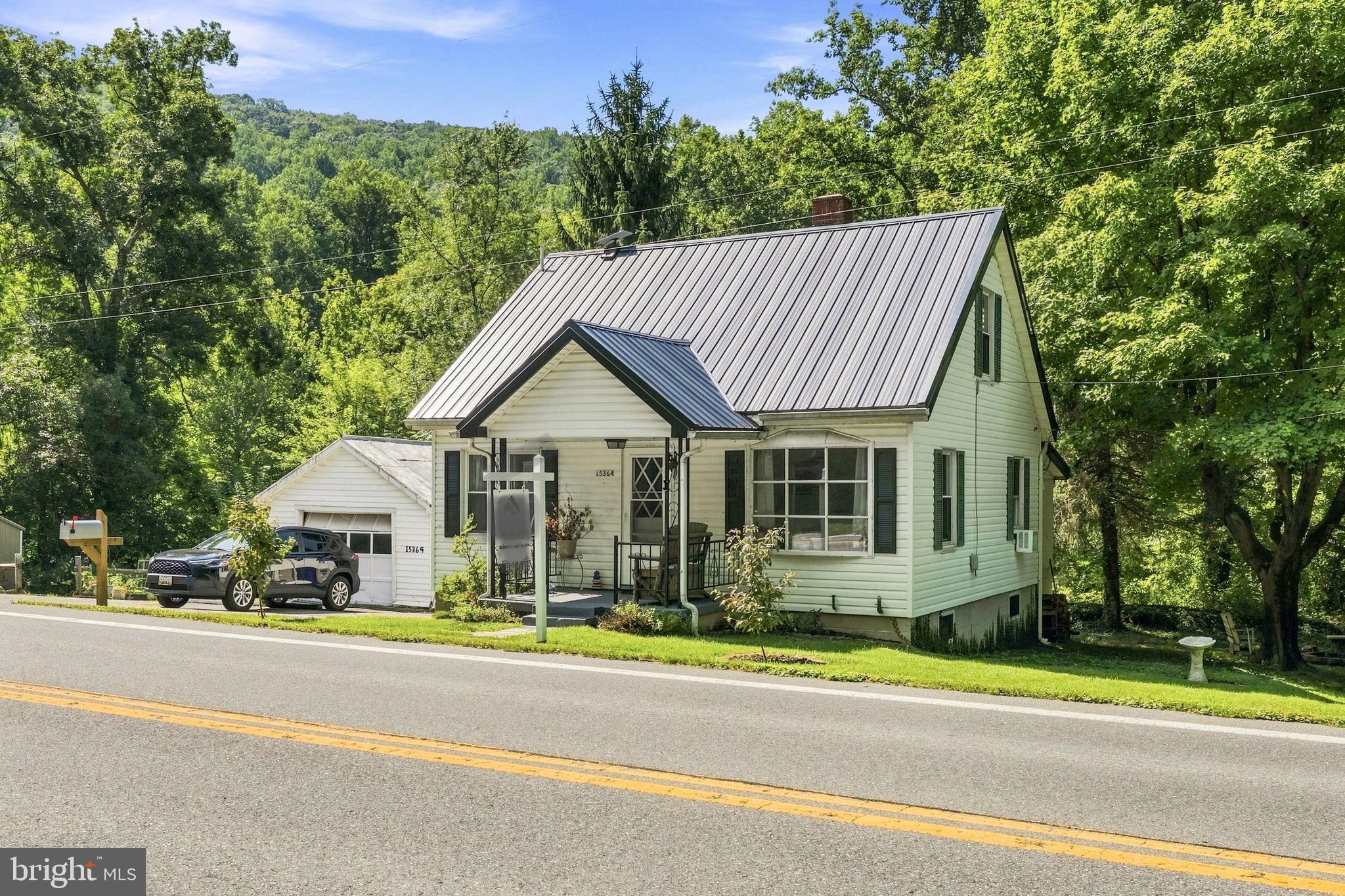 15364 SABILLASVILLE ROAD