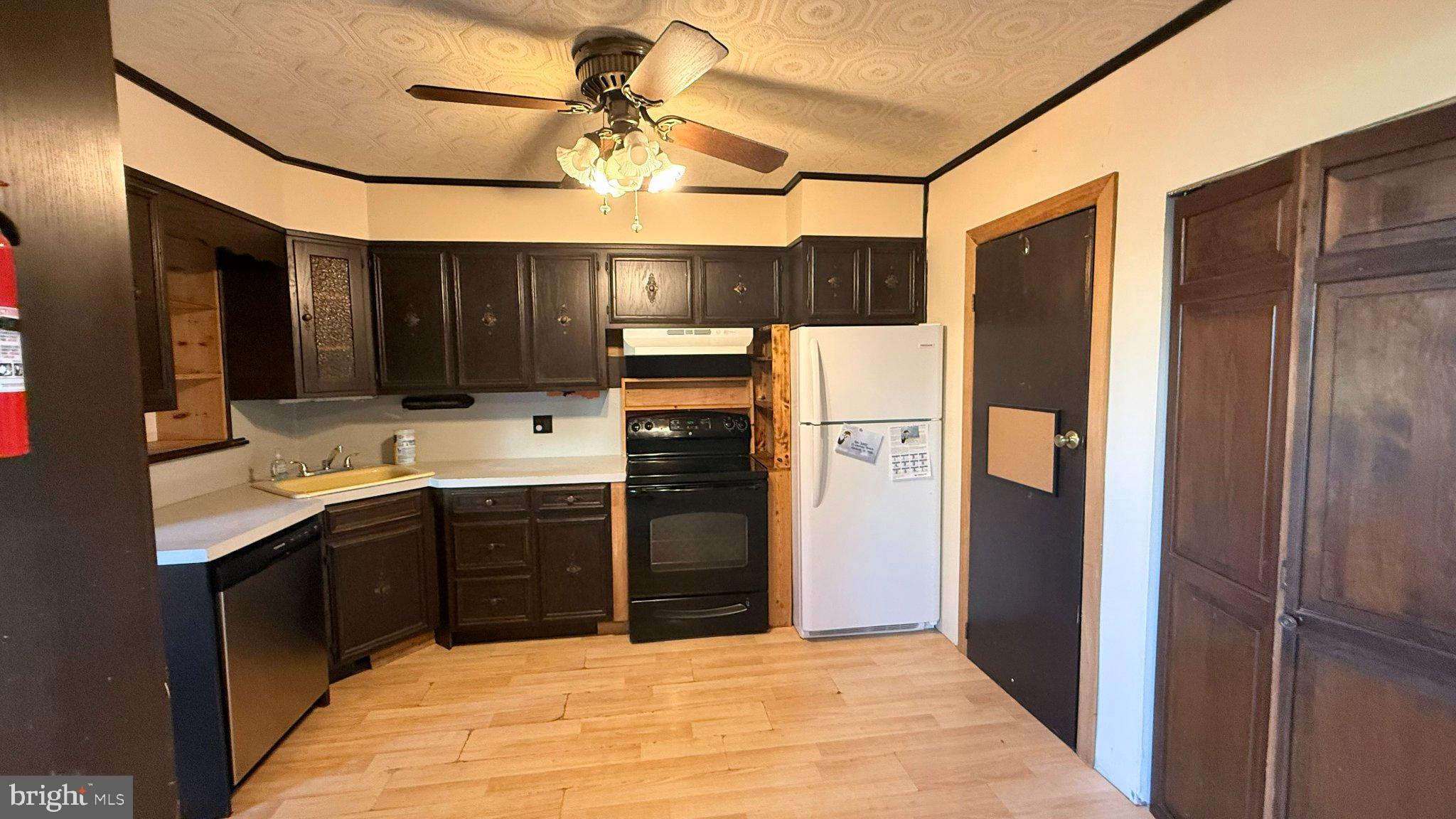 35 GRANDVIEW TERRACE