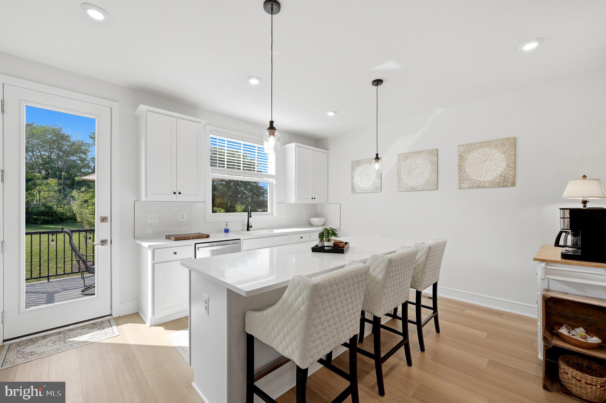 3582 STEPHENSONS HILL LANE
