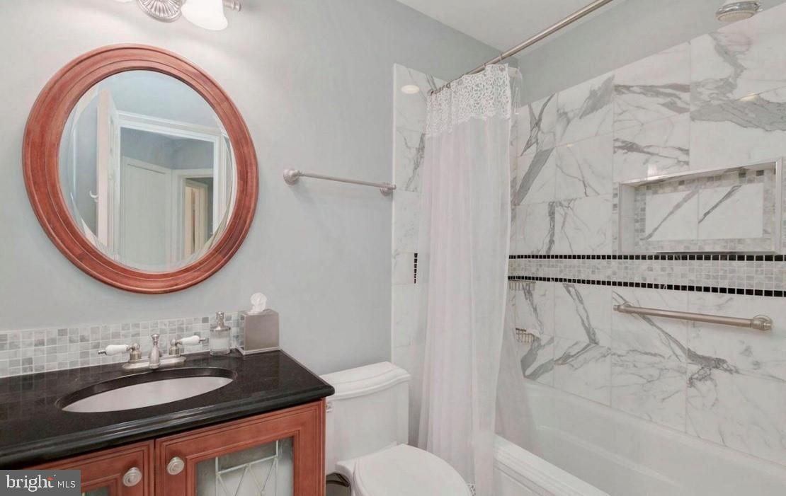 HILLWOOD - Residential