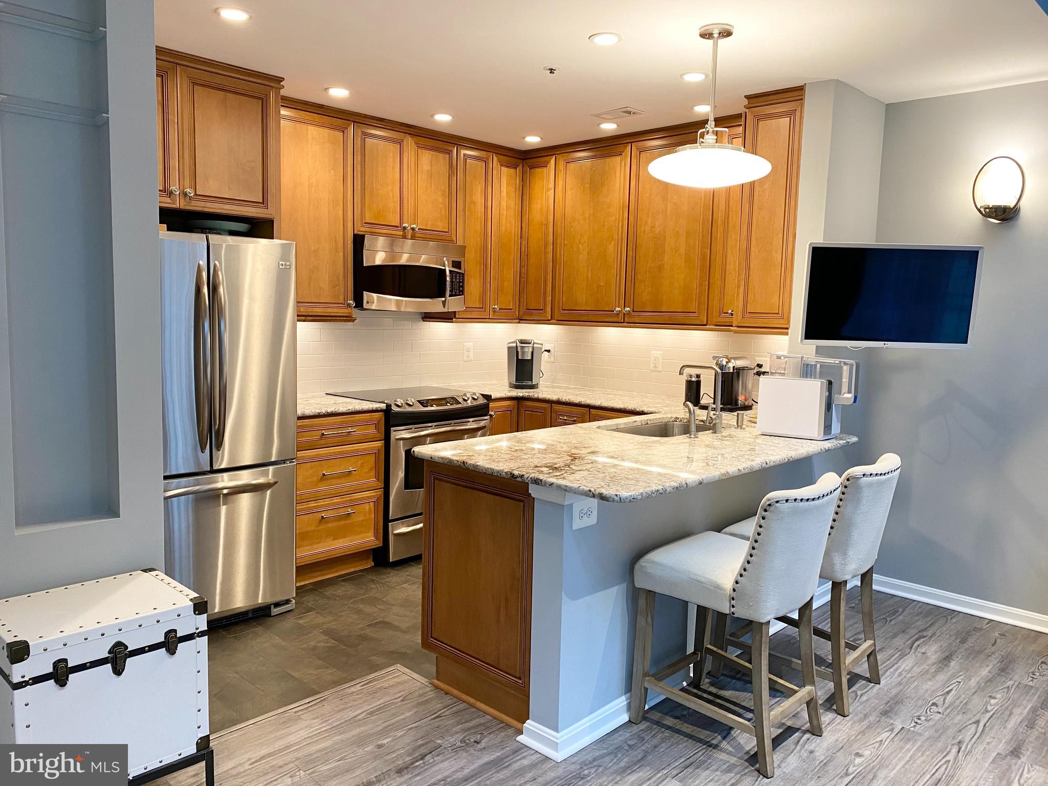 HILLWOOD - Residential