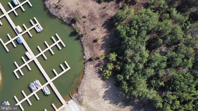 THE WATERS AT LAKE ANNA - Land